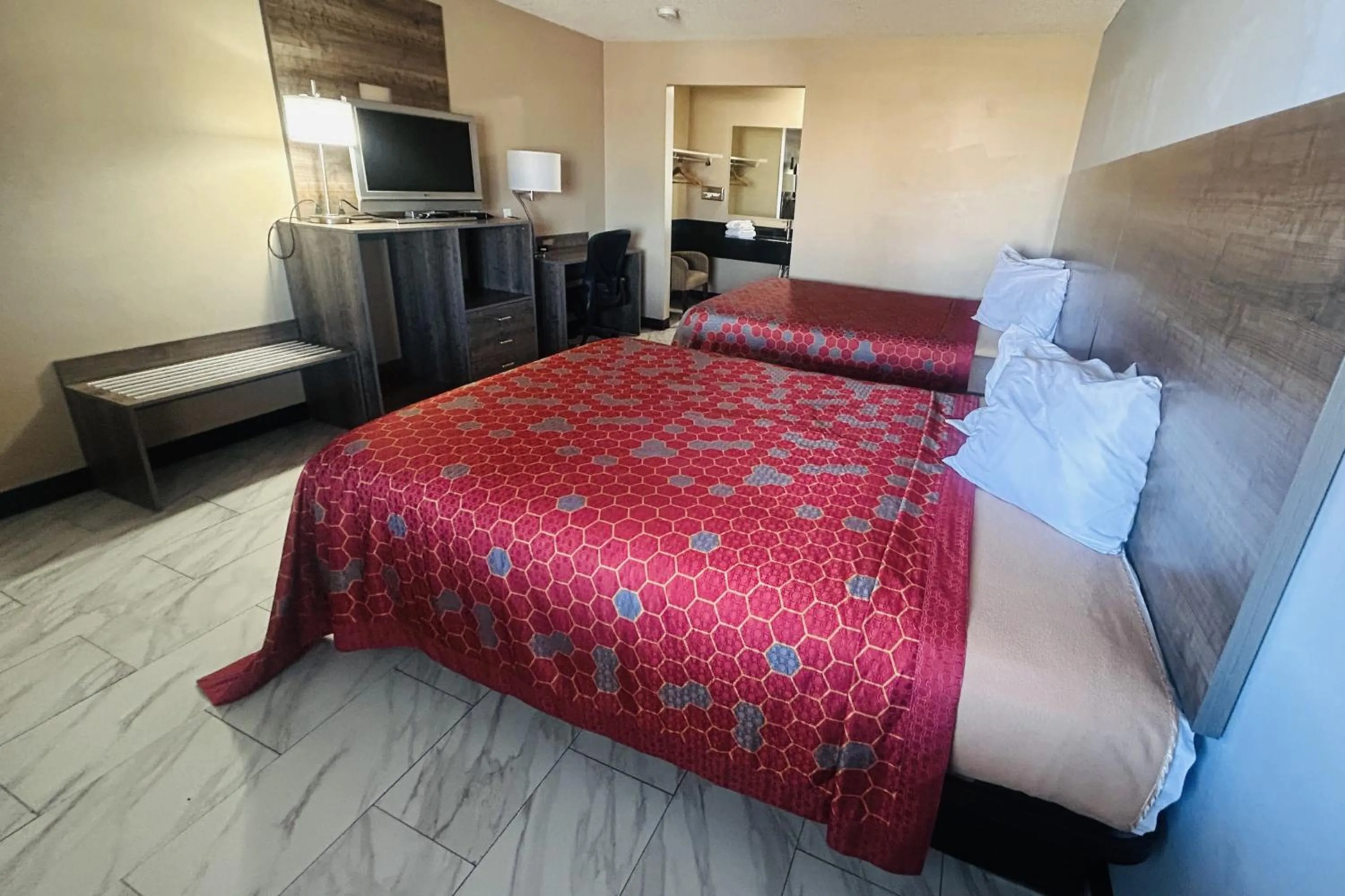 Bedroom, Bed in Residential Suites Blue Springs by Hotel O I 70