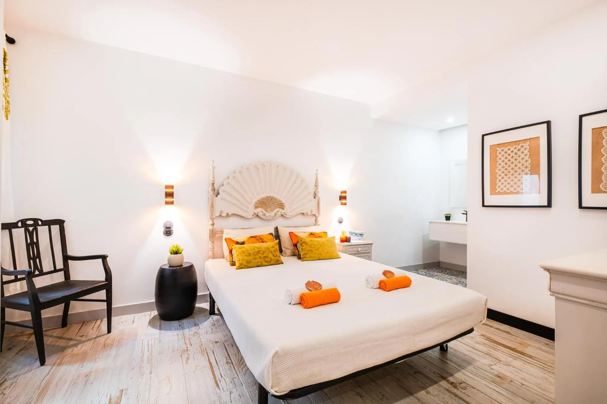 Bedroom, Bed in Apartment Carvoeiro By The Sea 1 by Algarve Vacation
