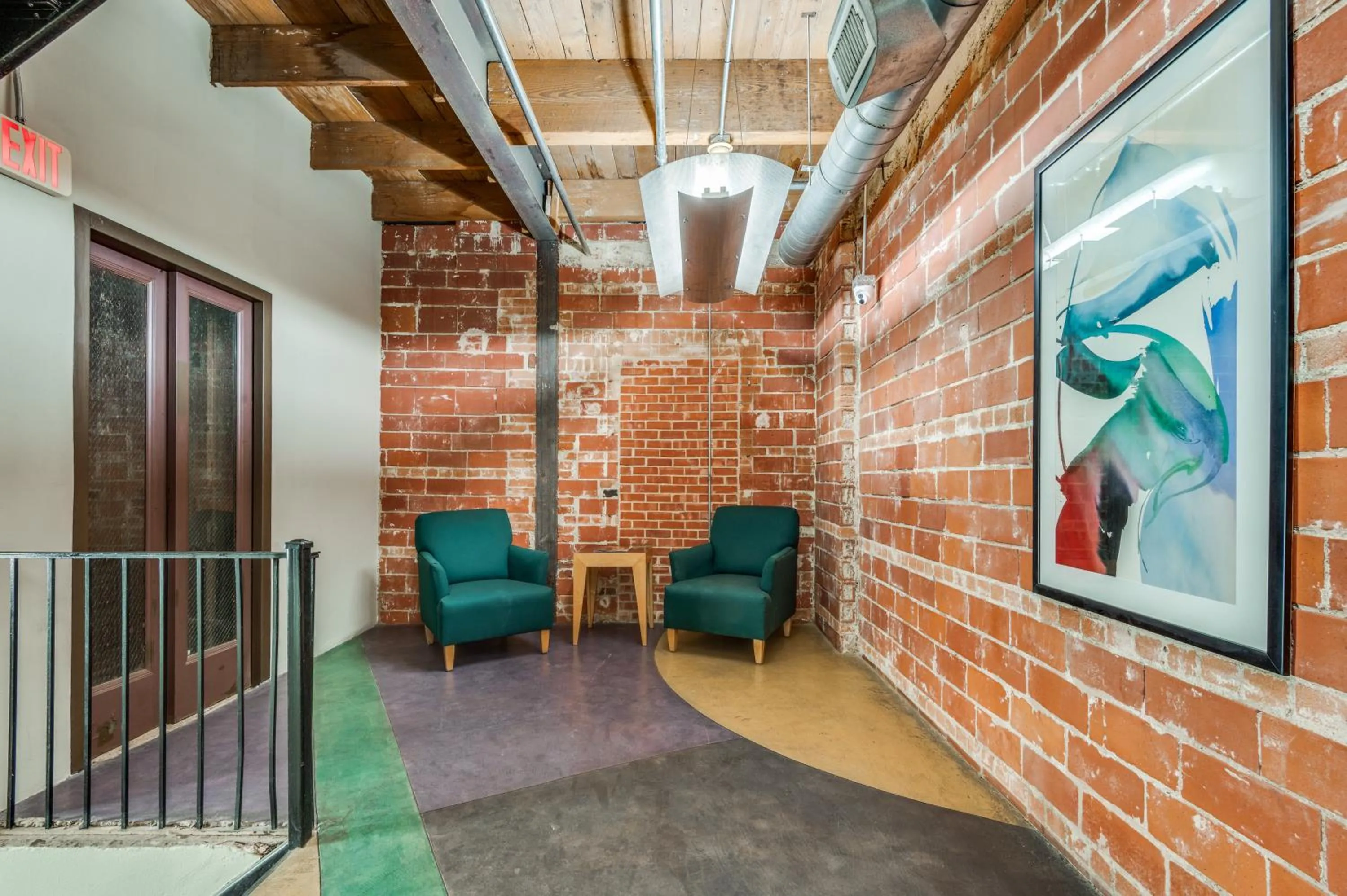 Downtown Dallas Condo - 2BR 1BA