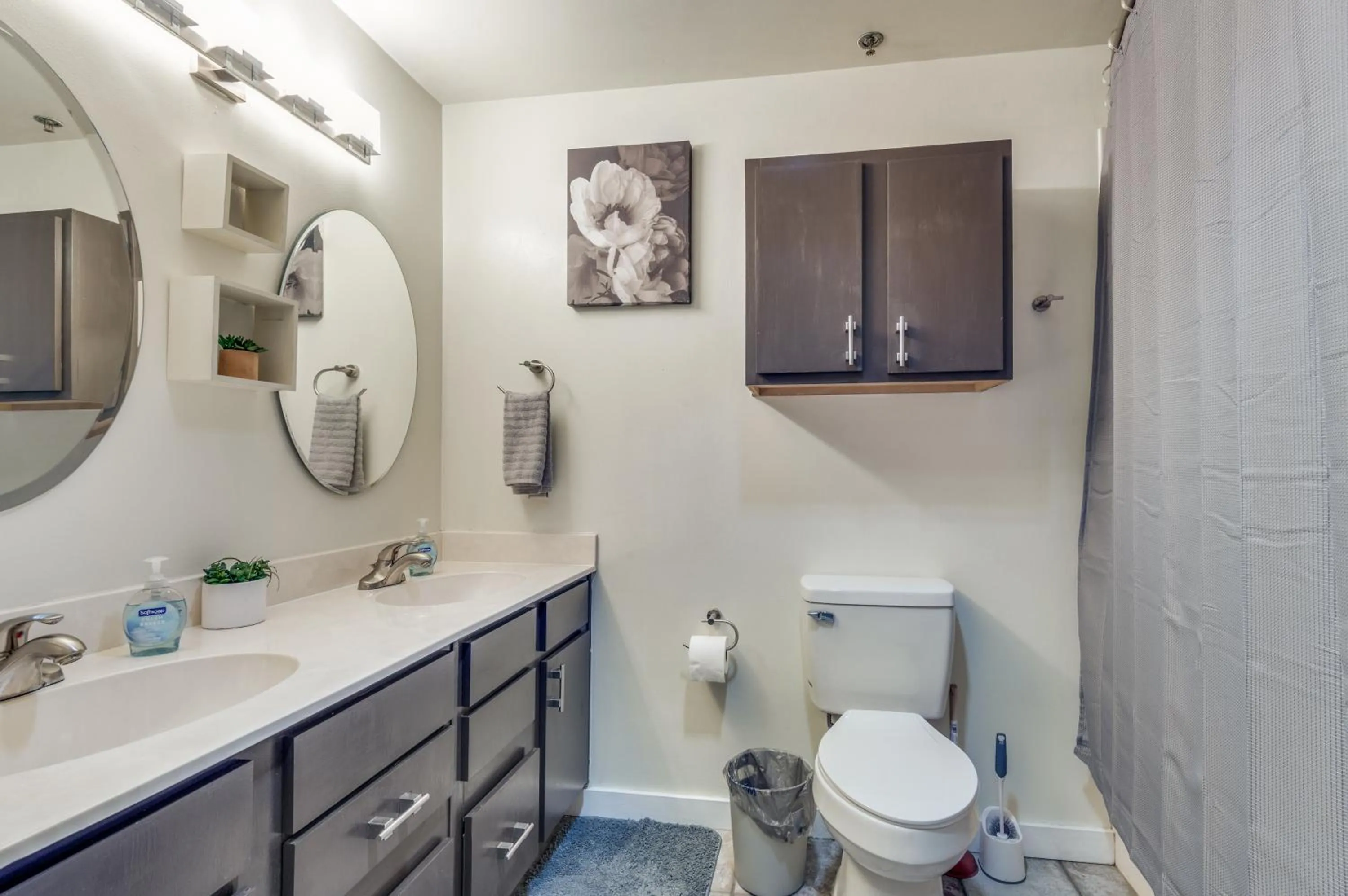 Downtown Dallas Condo - 2BR 1BA