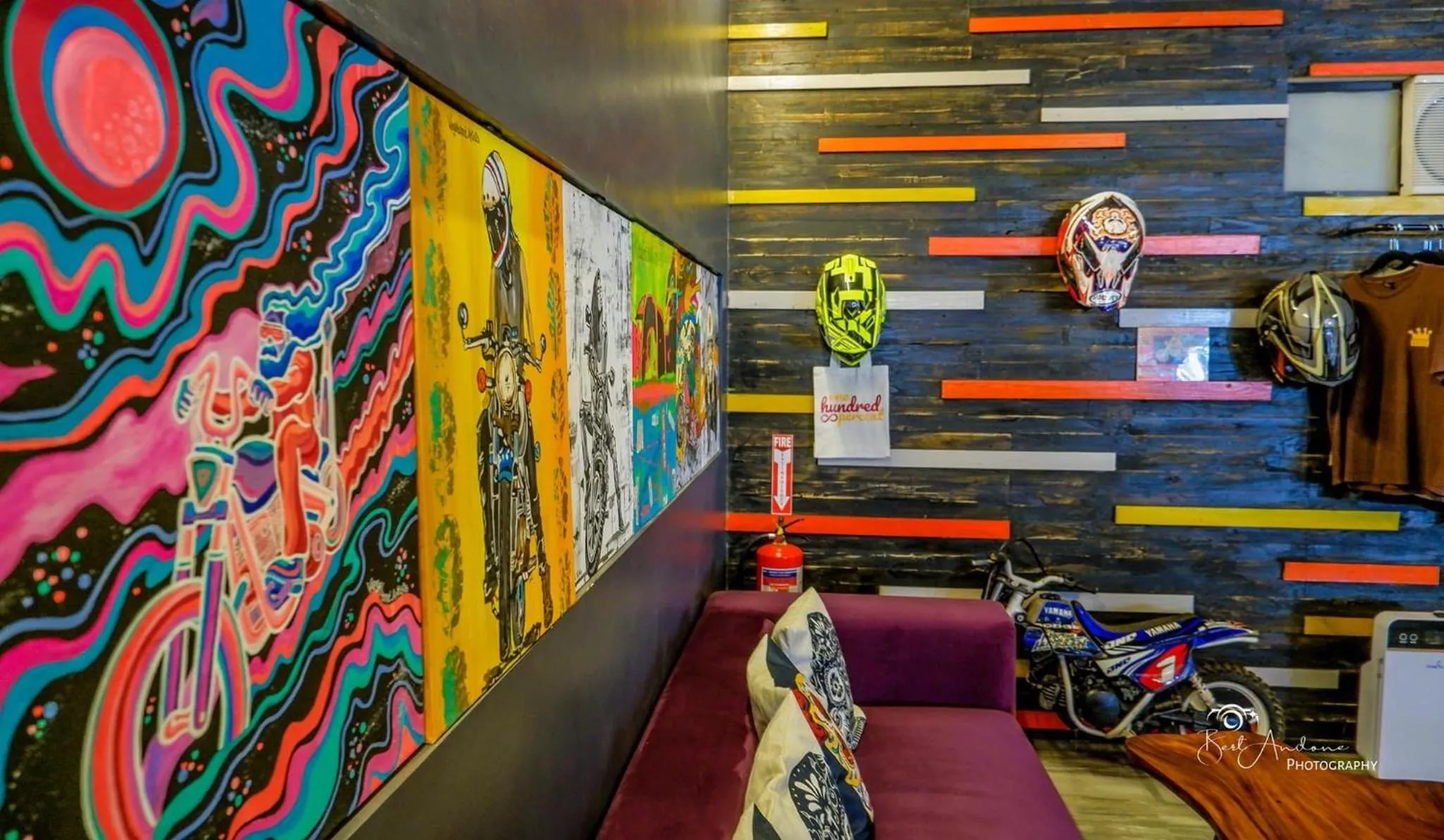 Cafe Moto Hostel