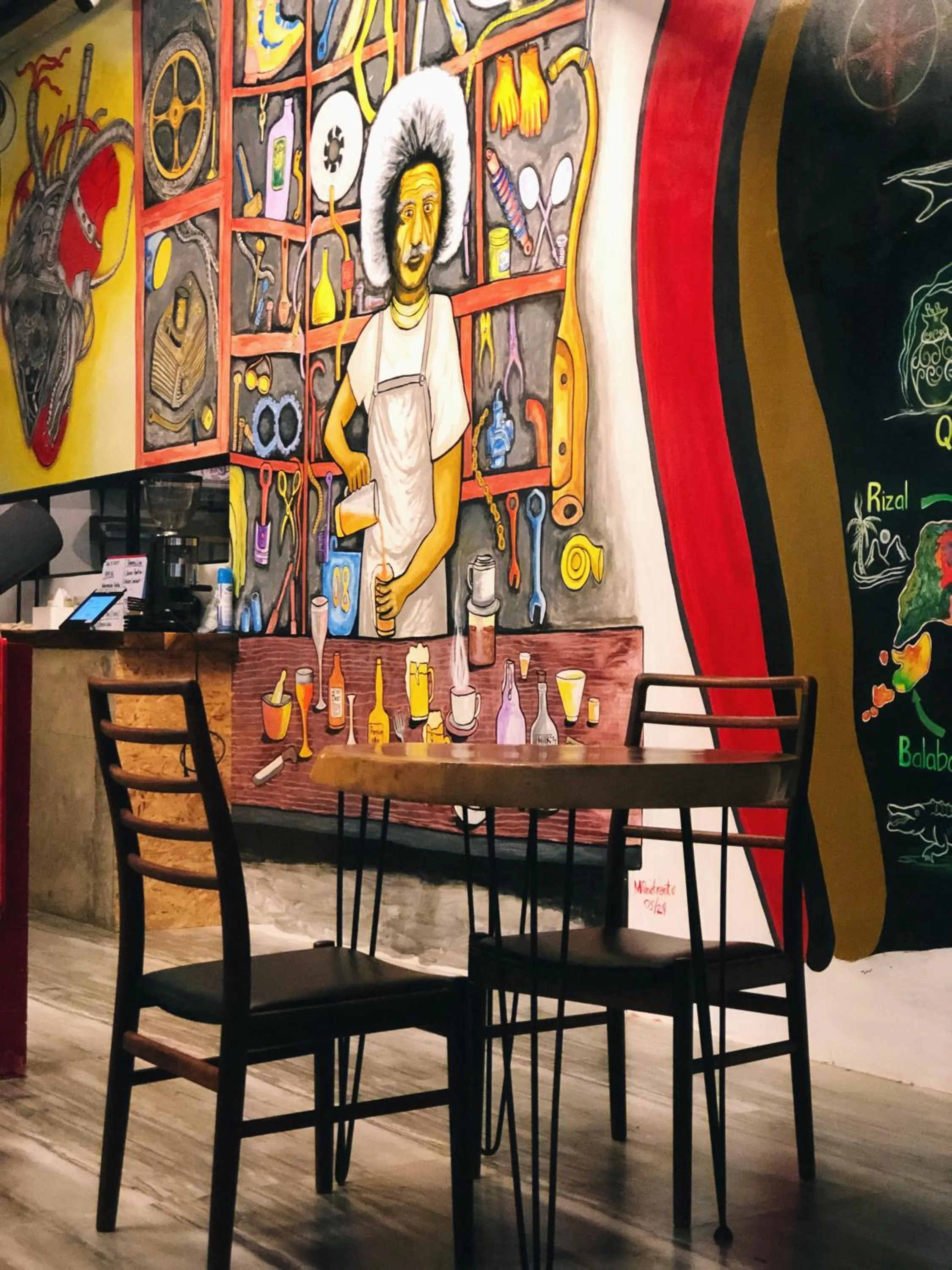 Dining area in Cafe Moto Hostel