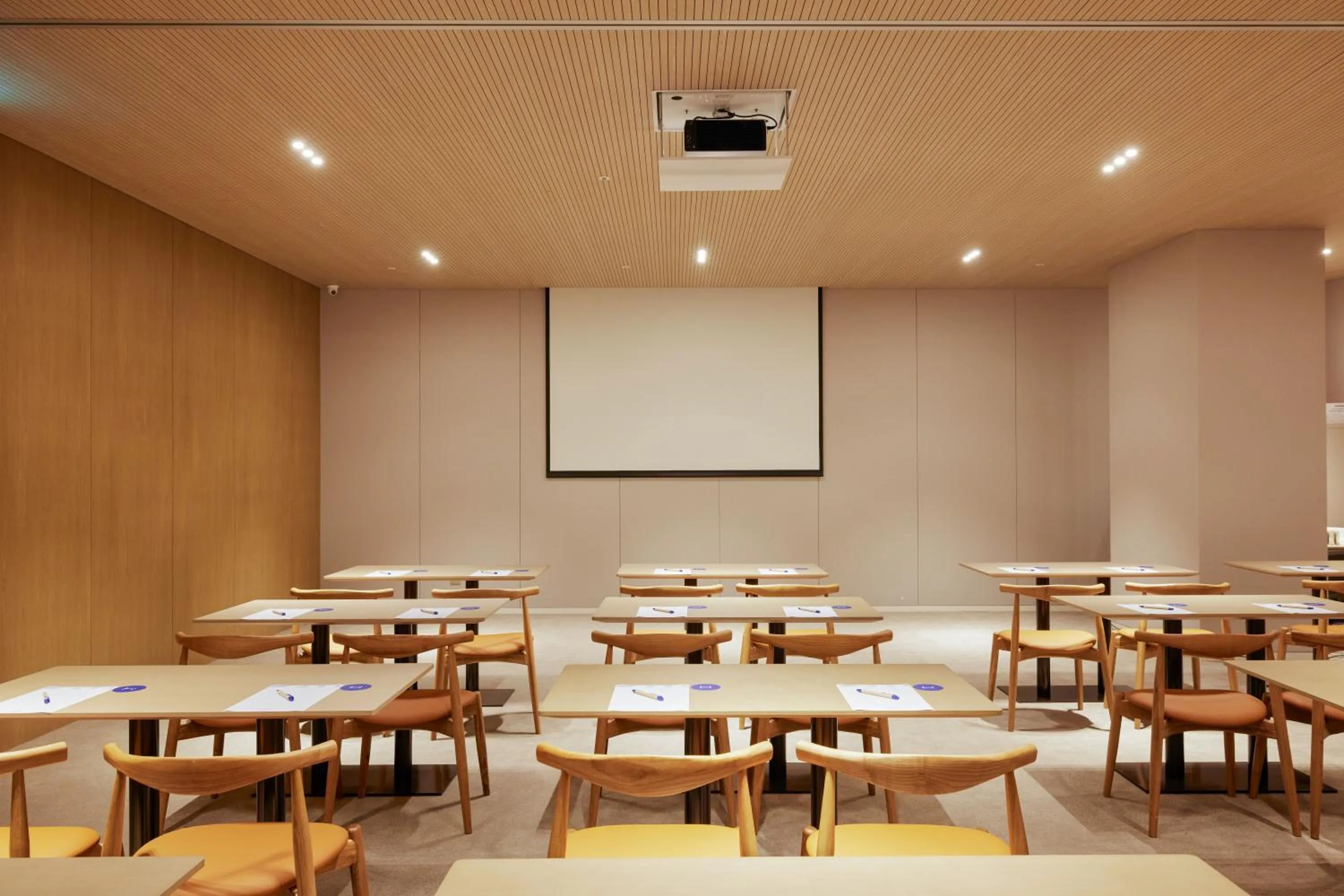 Meeting/conference room in Homm Marina Sokcho