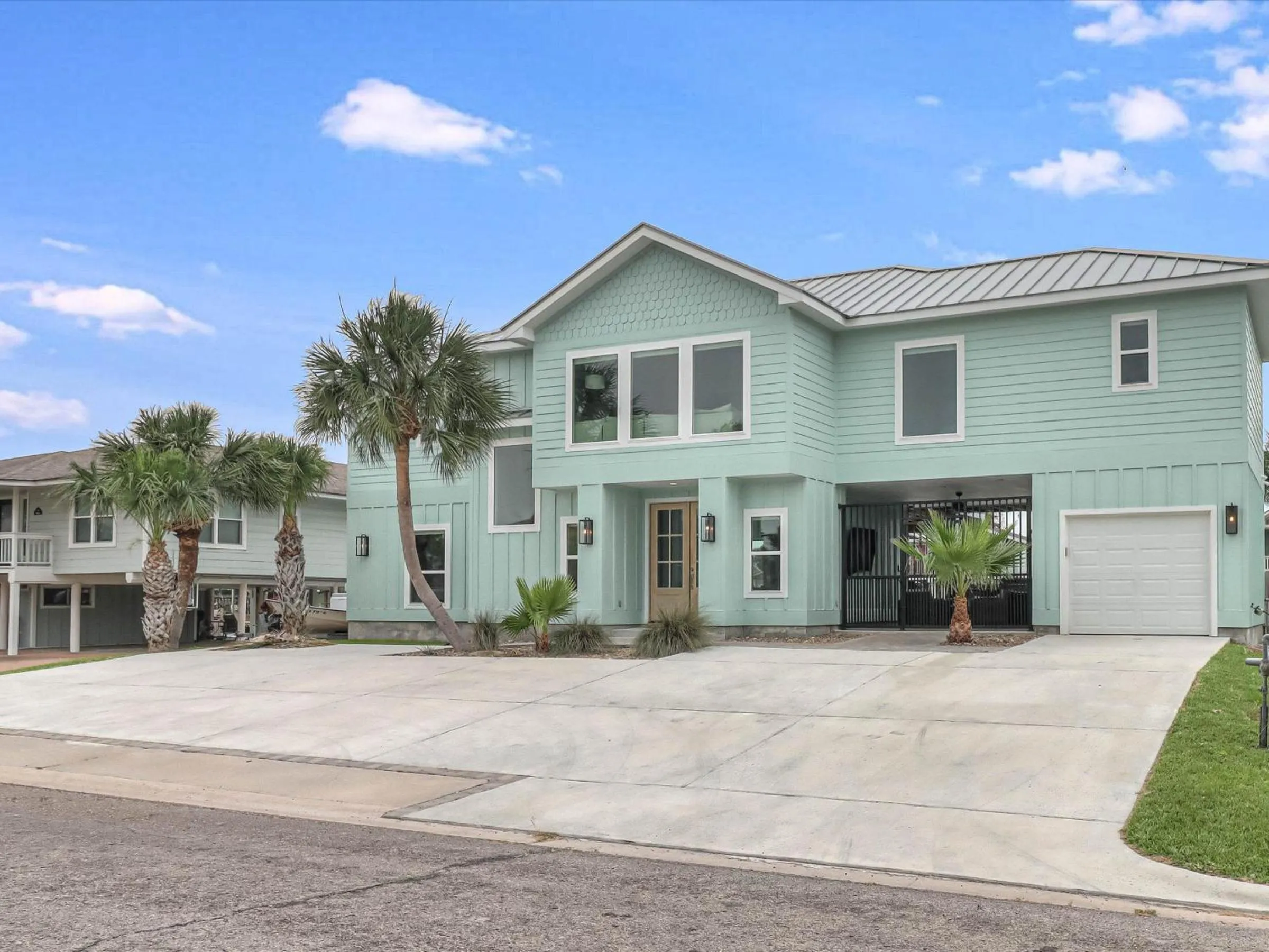 Other in Flamingo House