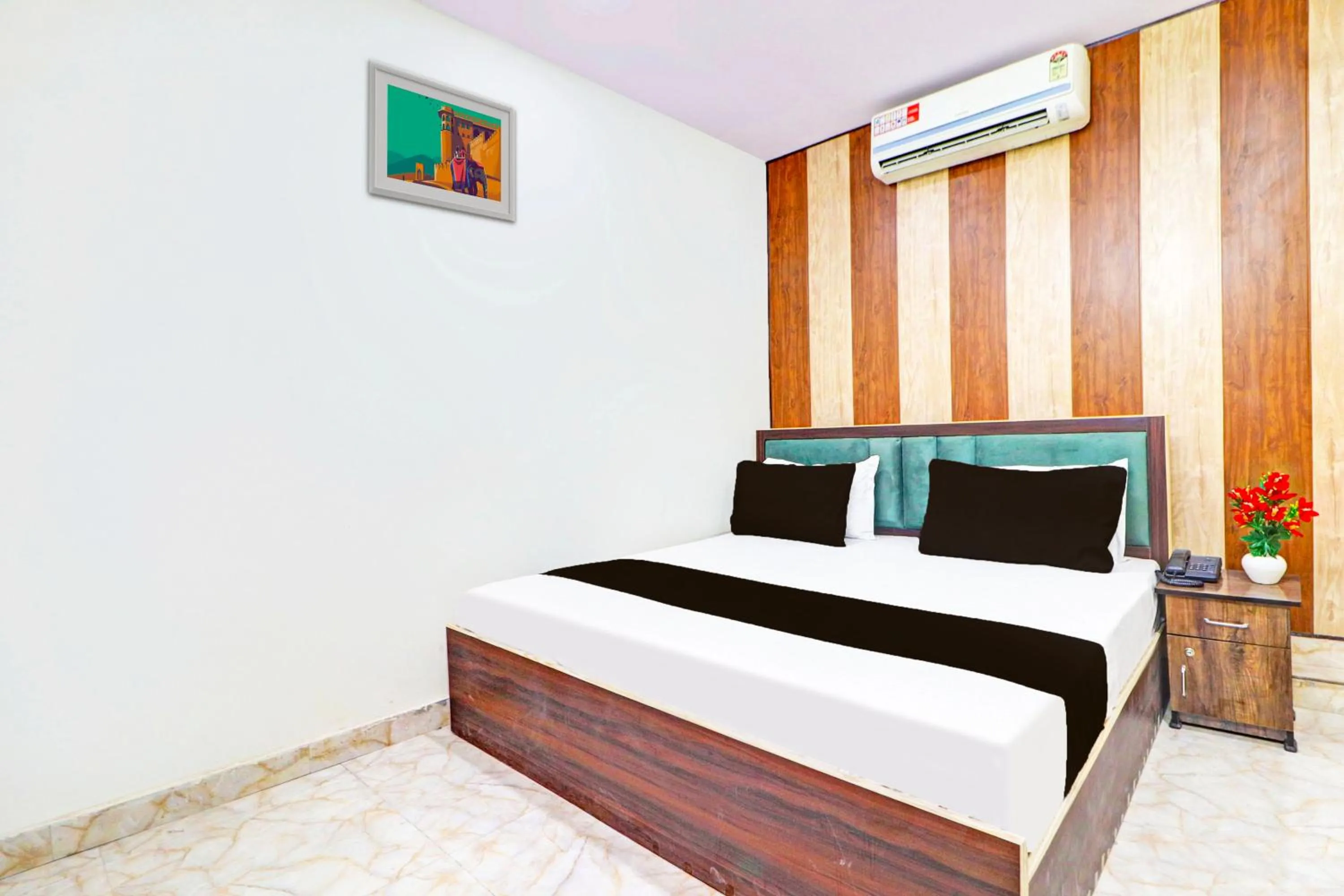 Bedroom, Bed in Super Hotel O Star View Residency