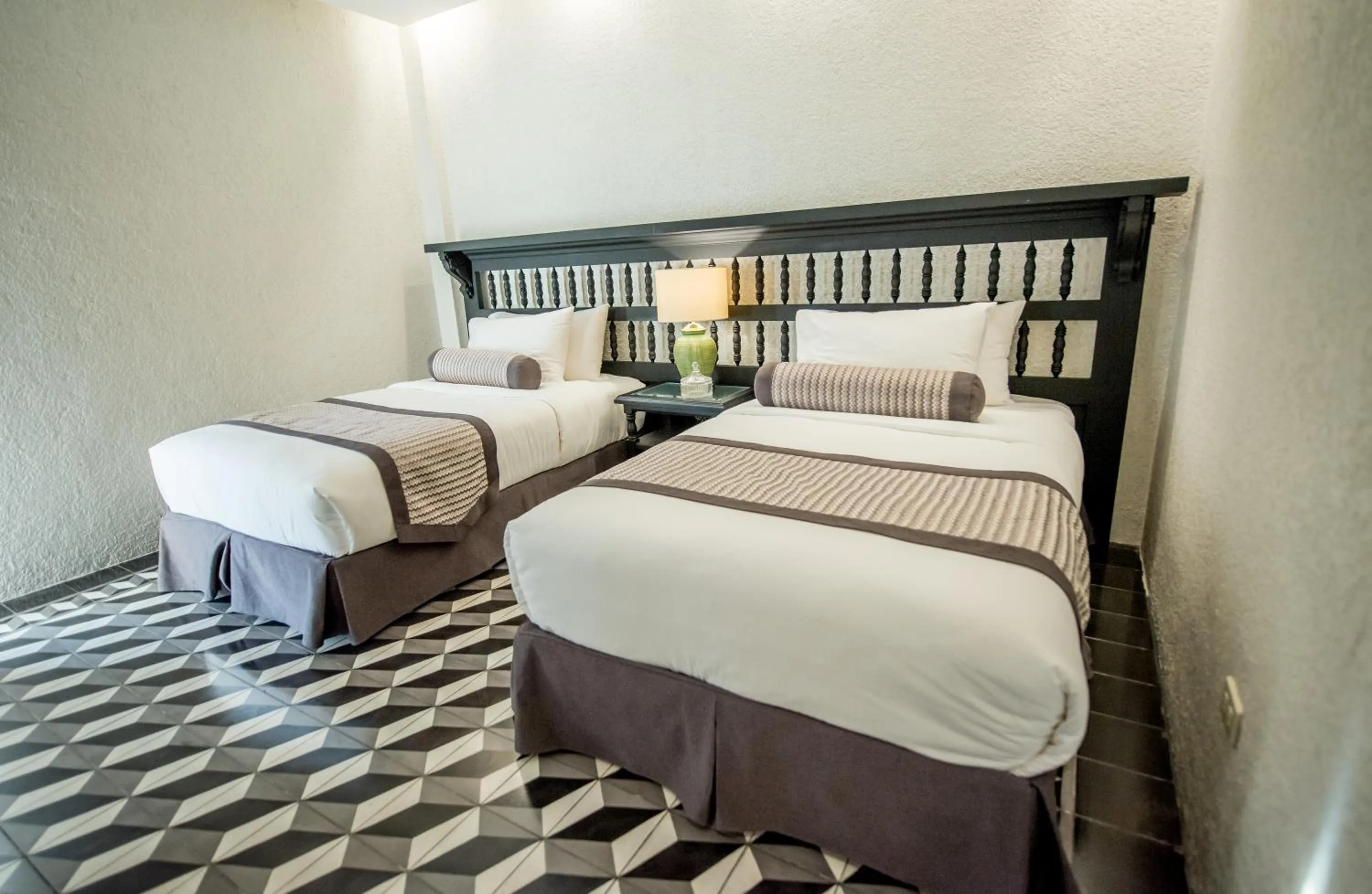 Bedroom, Bed in Hotel 1925