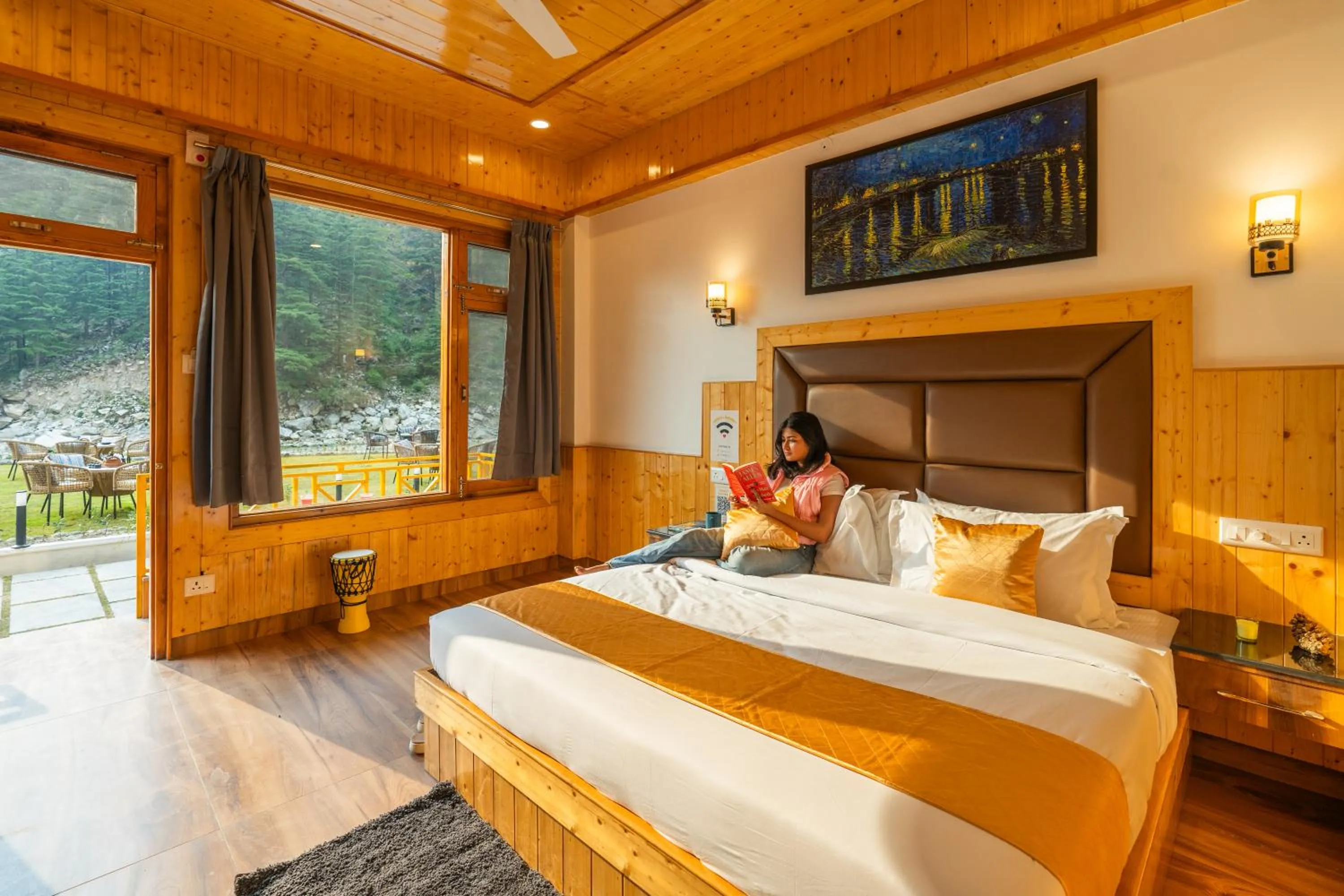 Deluxe Double Room with Balcony in The Social Stays Kasol formerly ArtBuzz