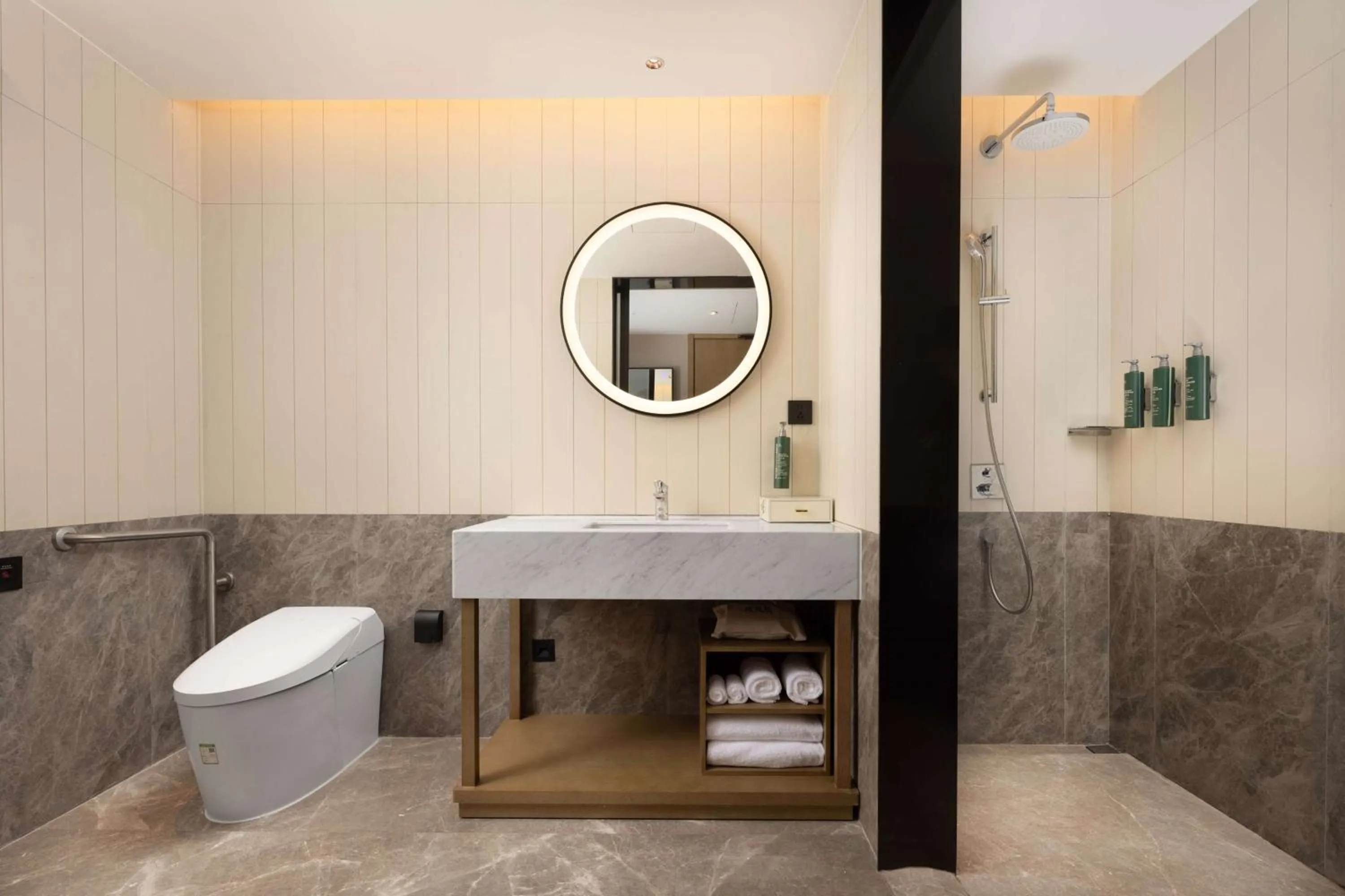 Bathroom in Hilton Garden Inn Chengdu Chenghua