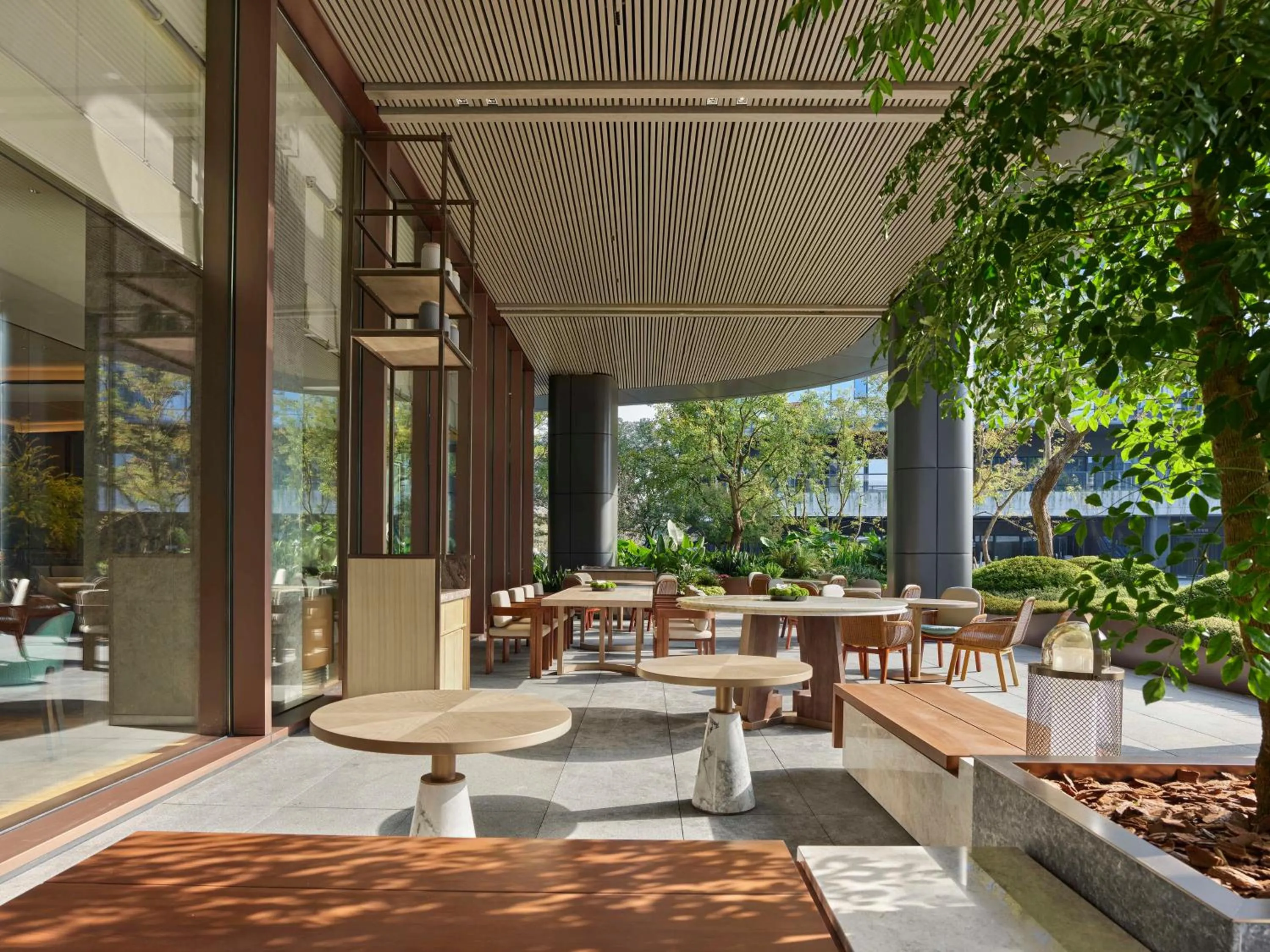 Restaurant/places to eat in Doubletree By Hilton Chengdu Xinglong Lake