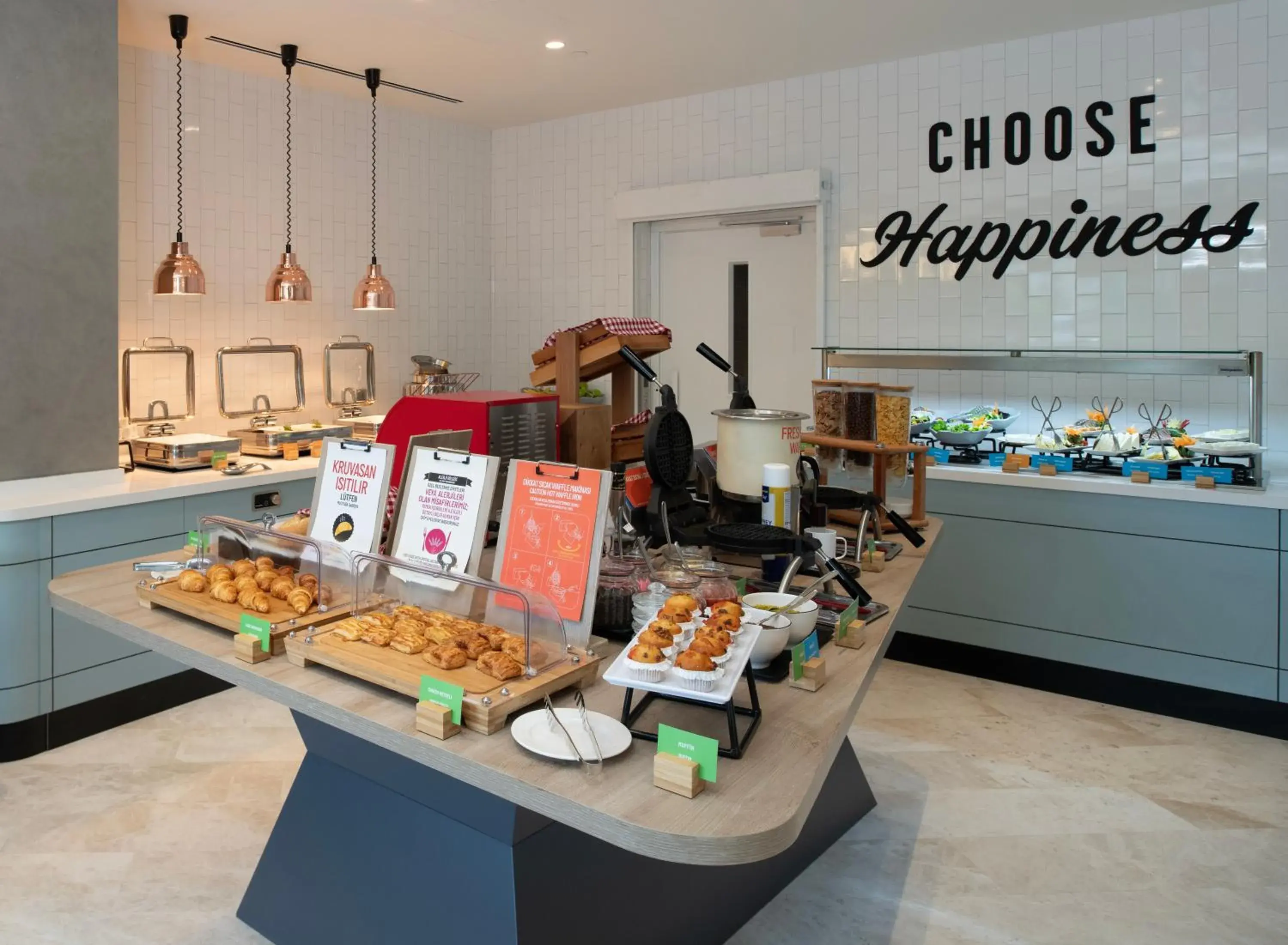 Breakfast in Hampton By Hilton Istanbul Merter Breakfast in Hampton By Hilton Istanbul Merter