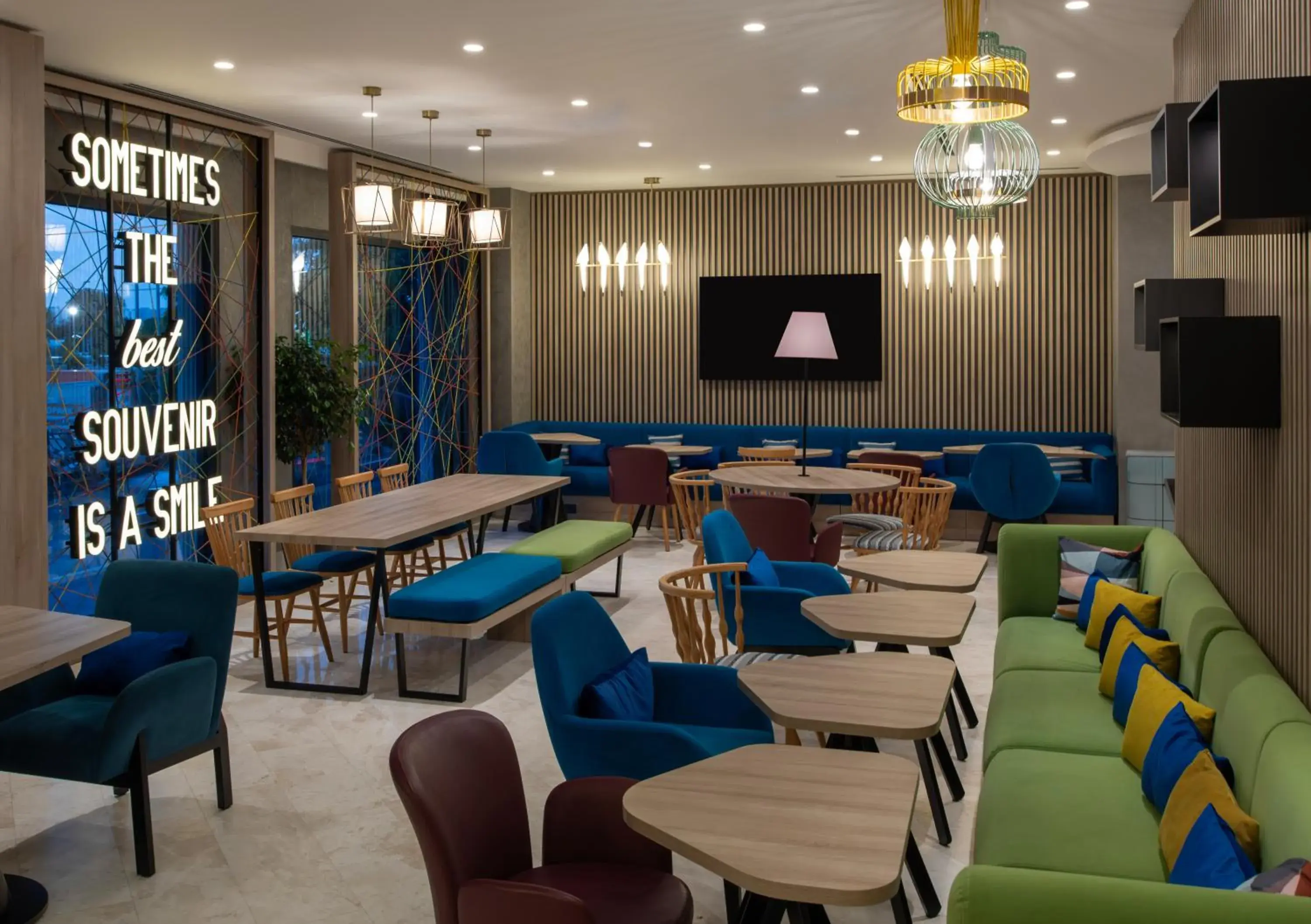 Restaurant/places to eat in Hampton By Hilton Istanbul Merter Restaurant/places to eat in Hampton By Hilton Istanbul Merter