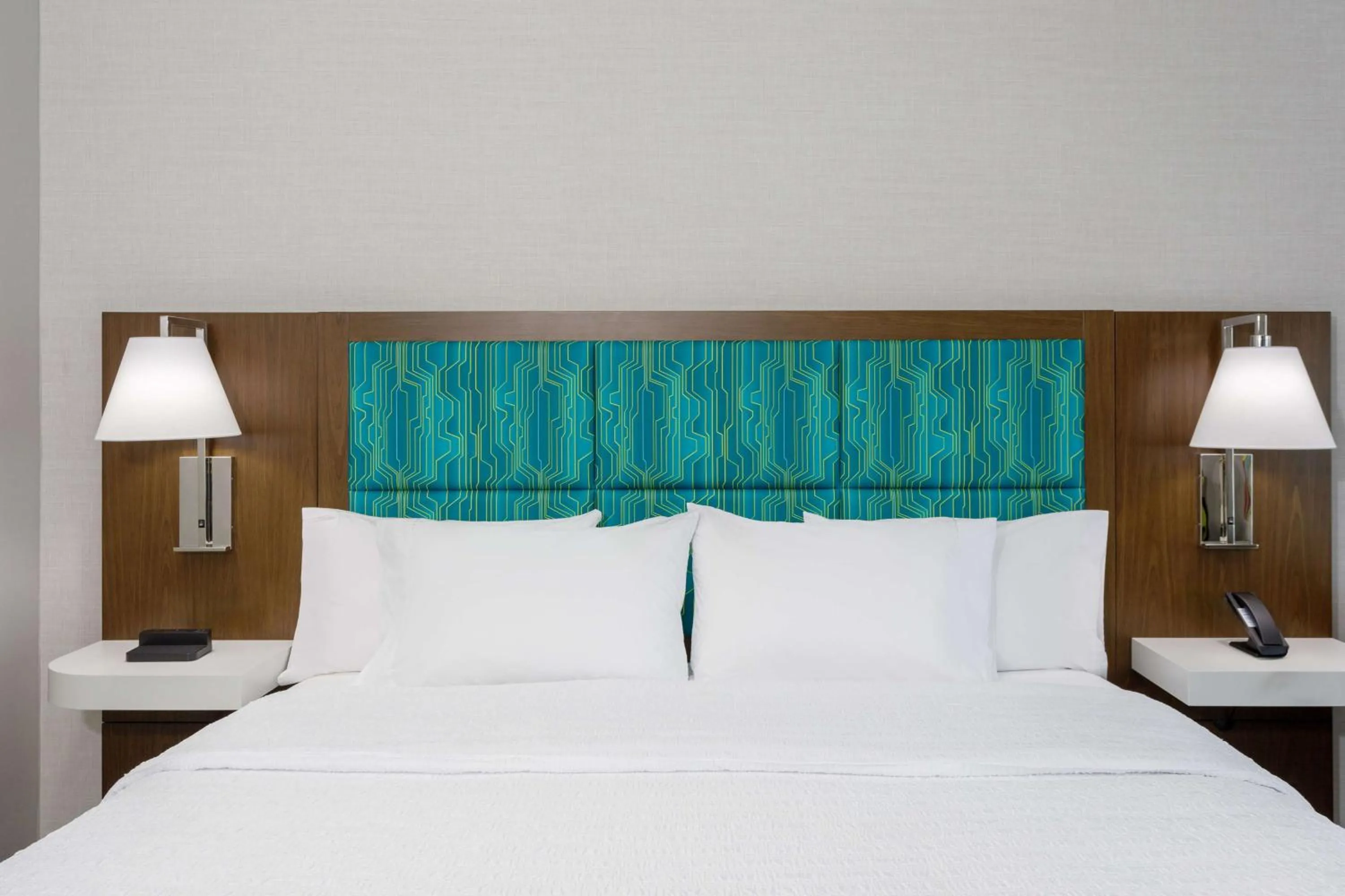 Bed in Hampton Inn By Hilton Ocoee Orlando