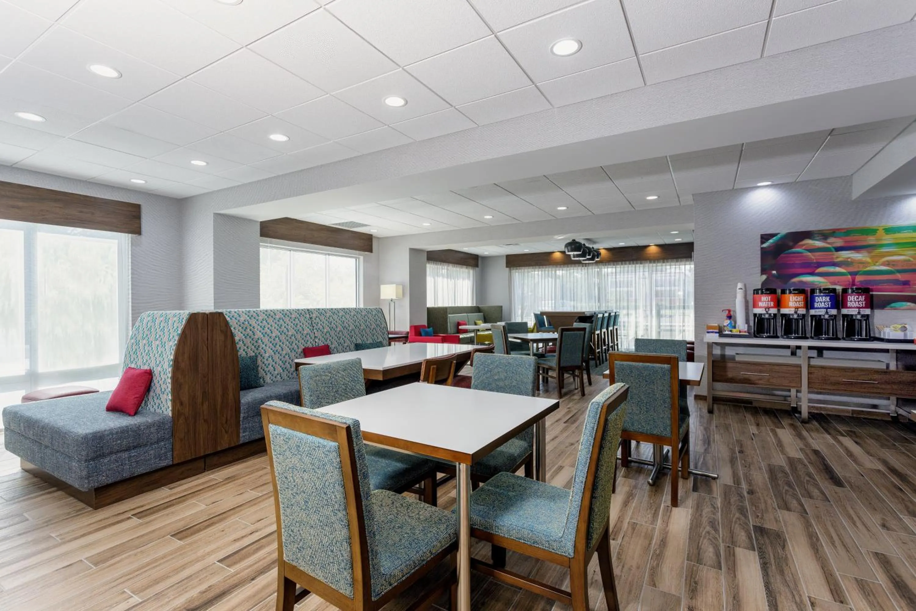 Seating area in Hampton Inn By Hilton Ocoee Orlando