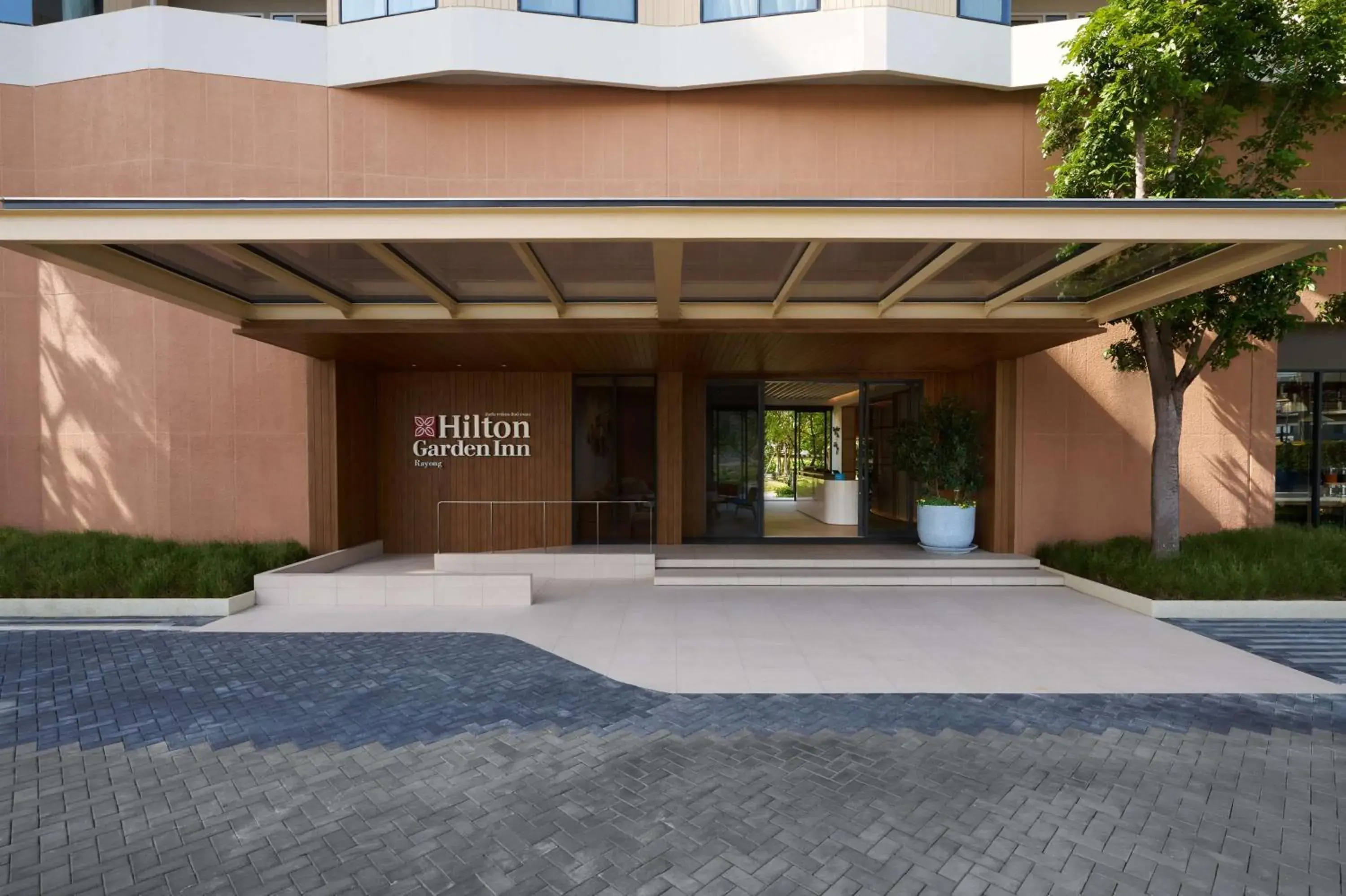 Property building in Hilton Garden Inn Rayong Property building in Hilton Garden Inn Rayong