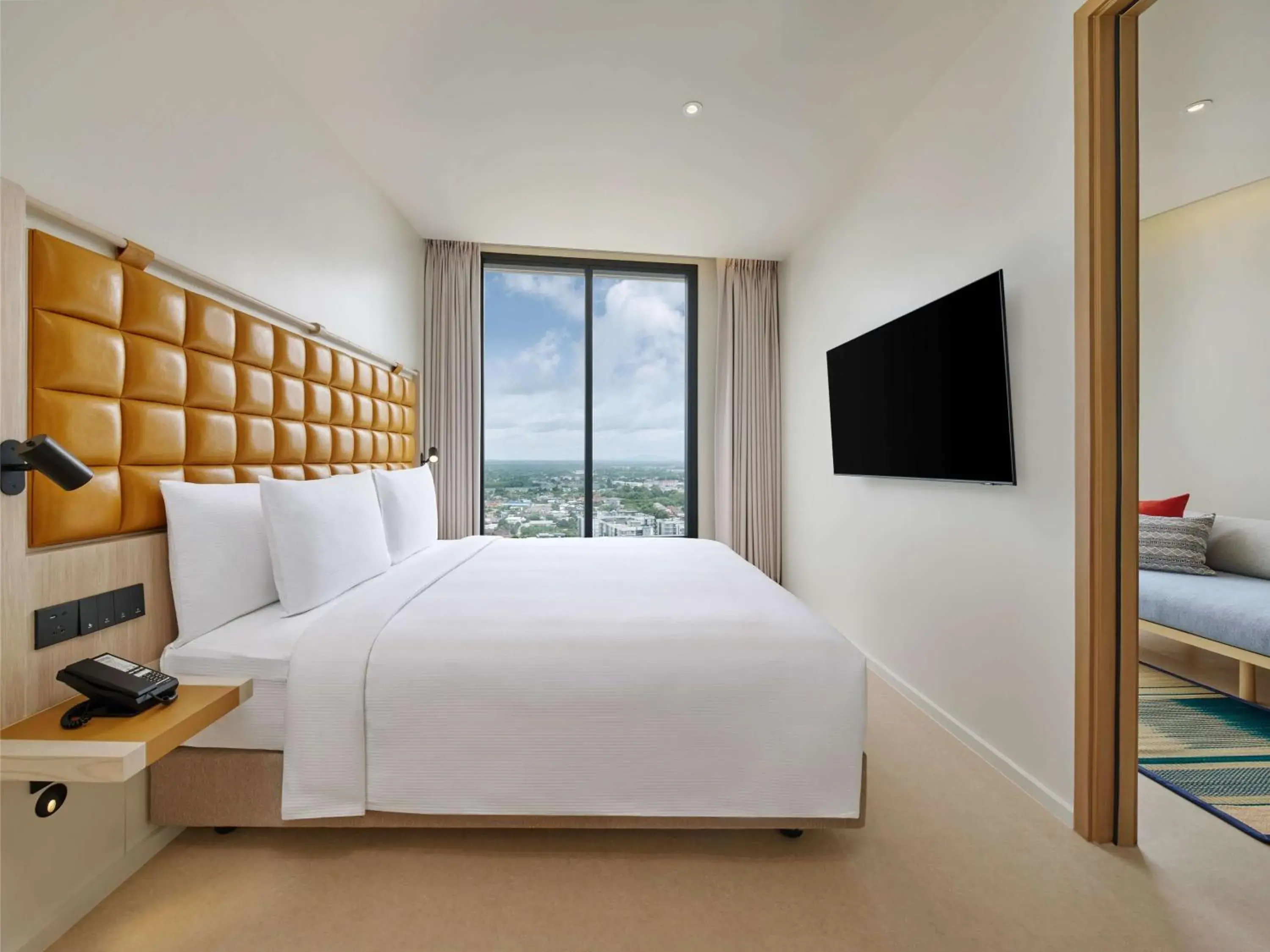 Deluxe King Suite in Hilton Garden Inn Rayong Deluxe King Suite in Hilton Garden Inn Rayong