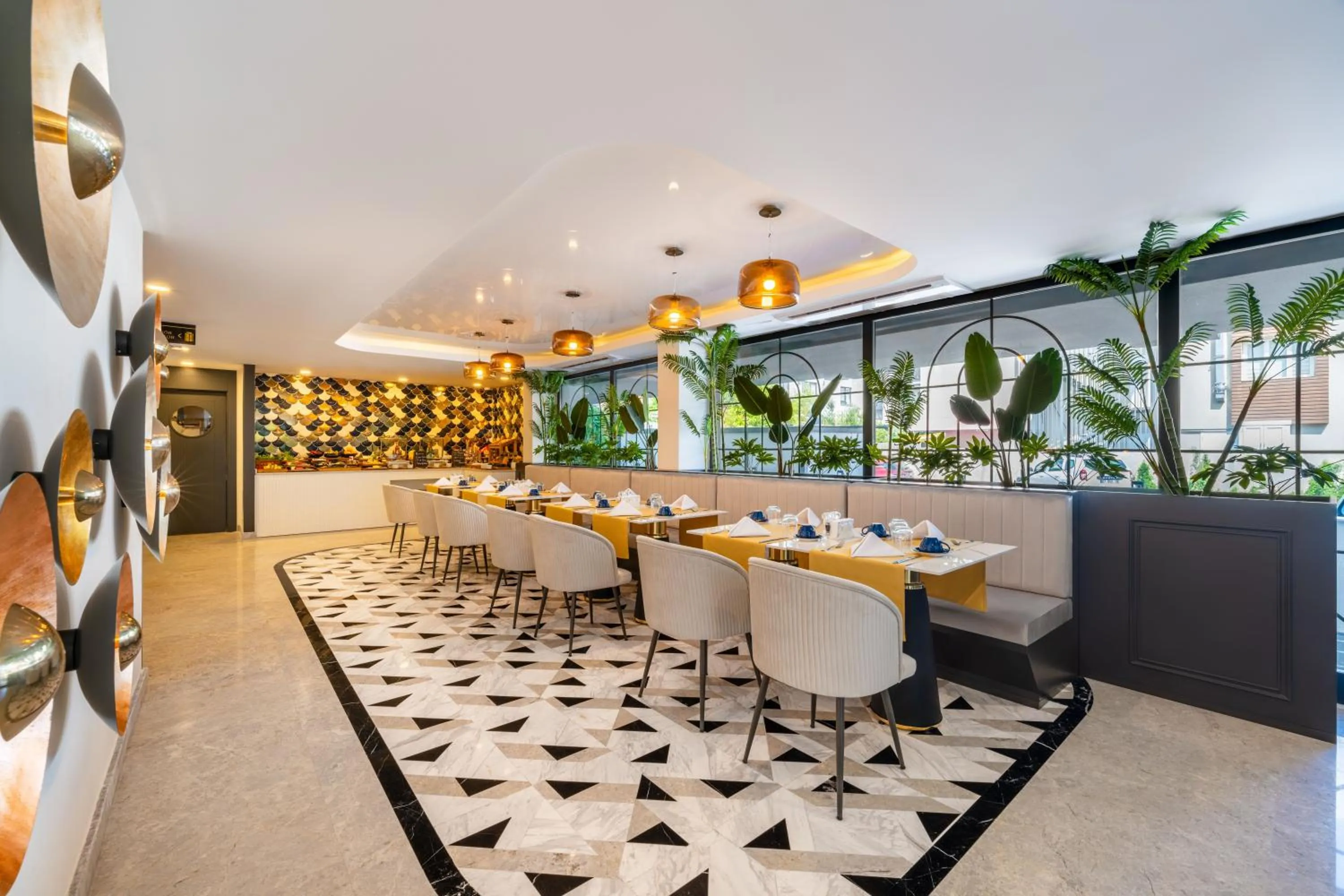 Restaurant/places to eat in Lexia Hotels