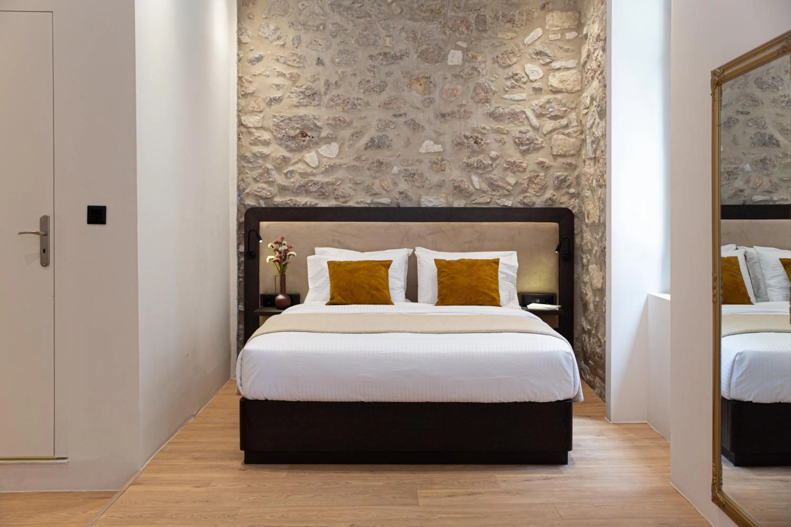 Epitome Suites