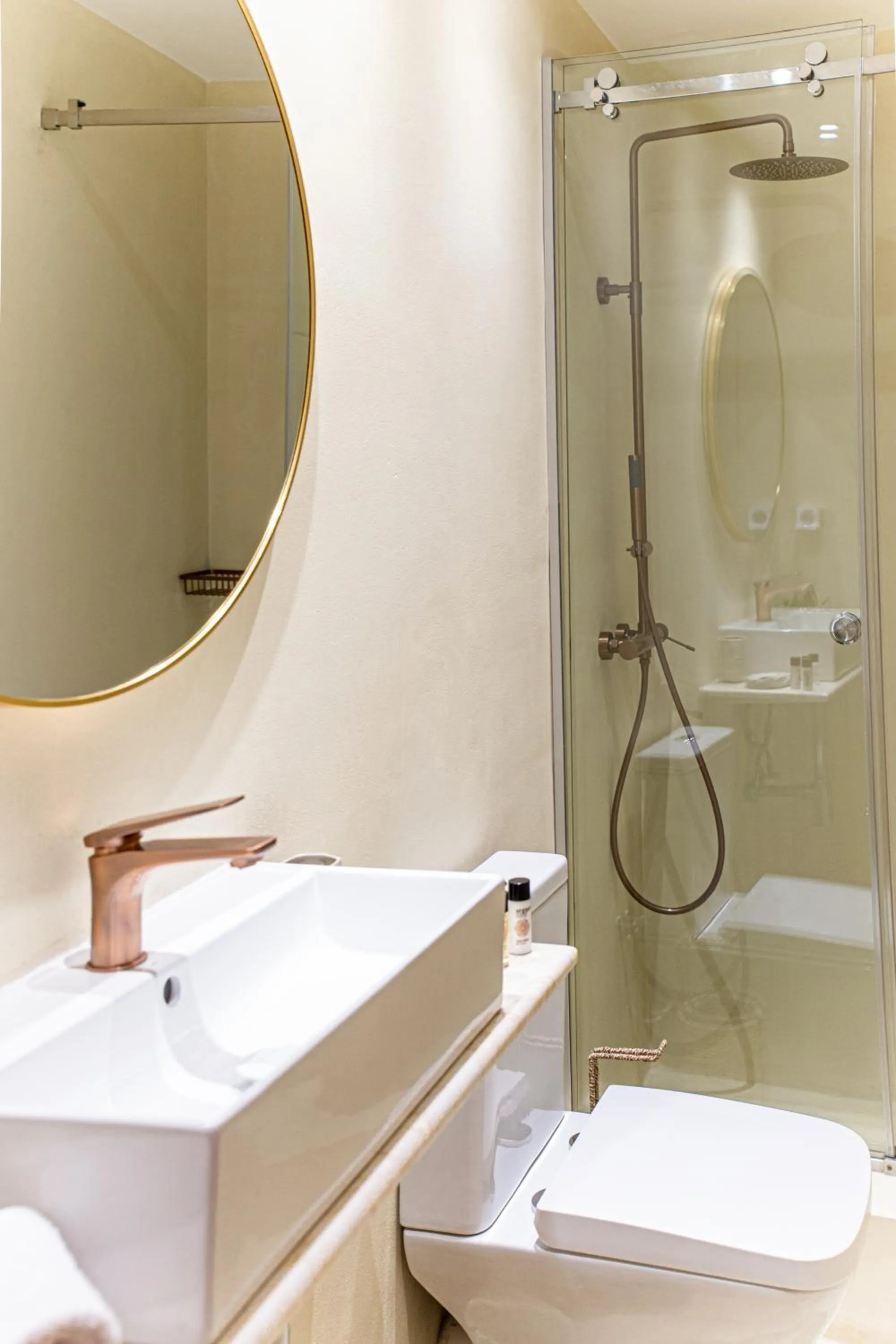 Epitome Suites
