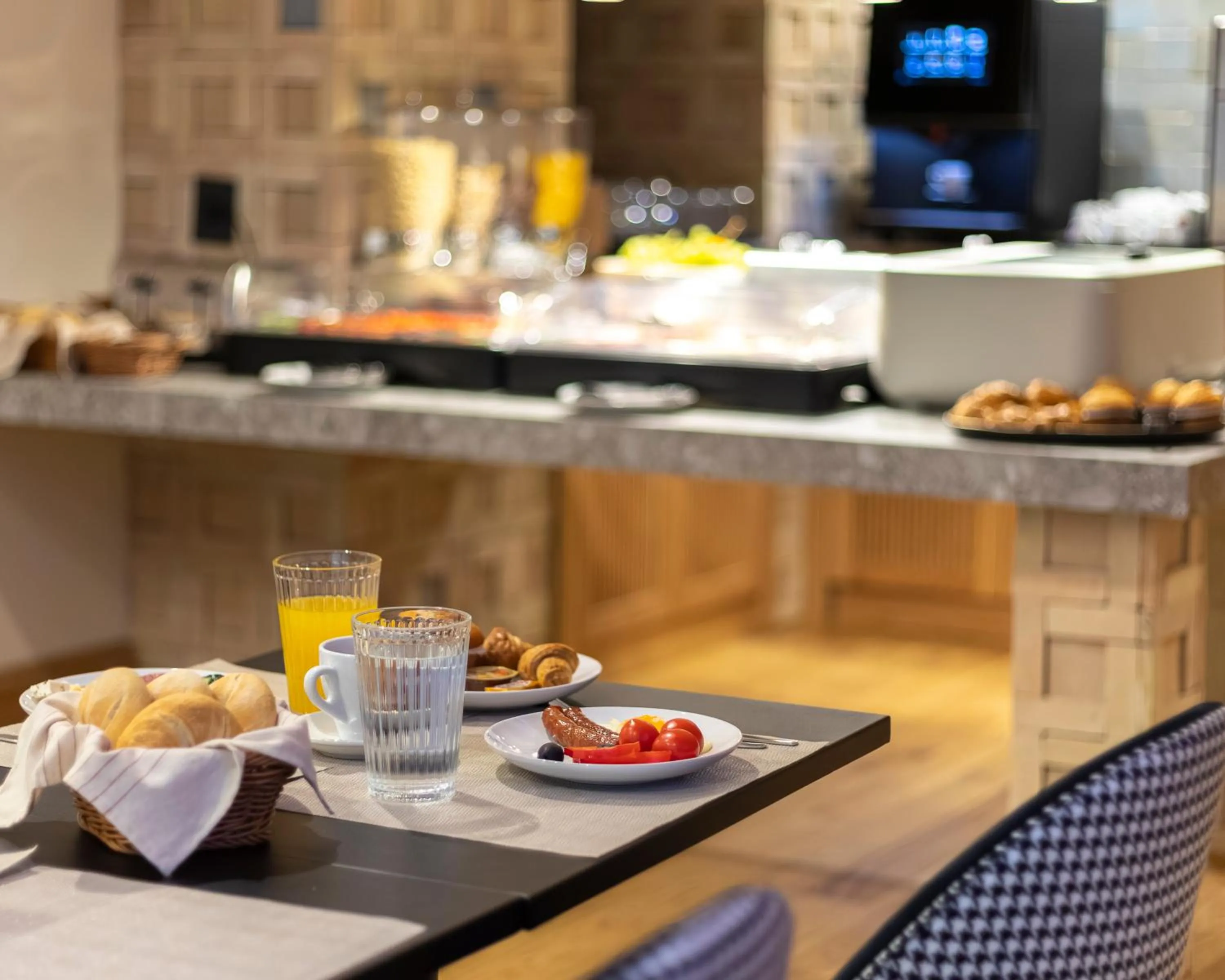 Breakfast in Aparthotel Craiova
