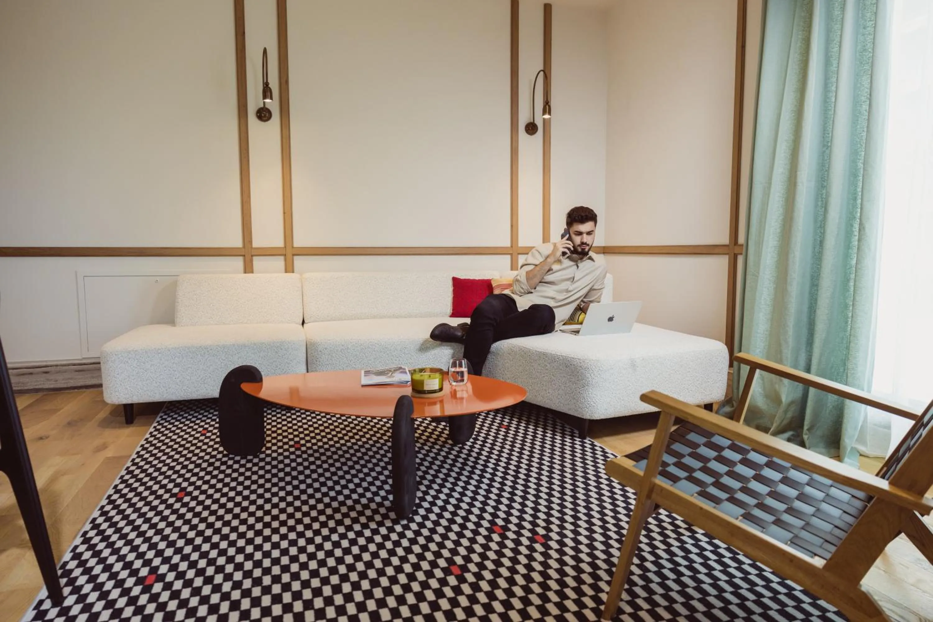 Seating area in Aparthotel Craiova