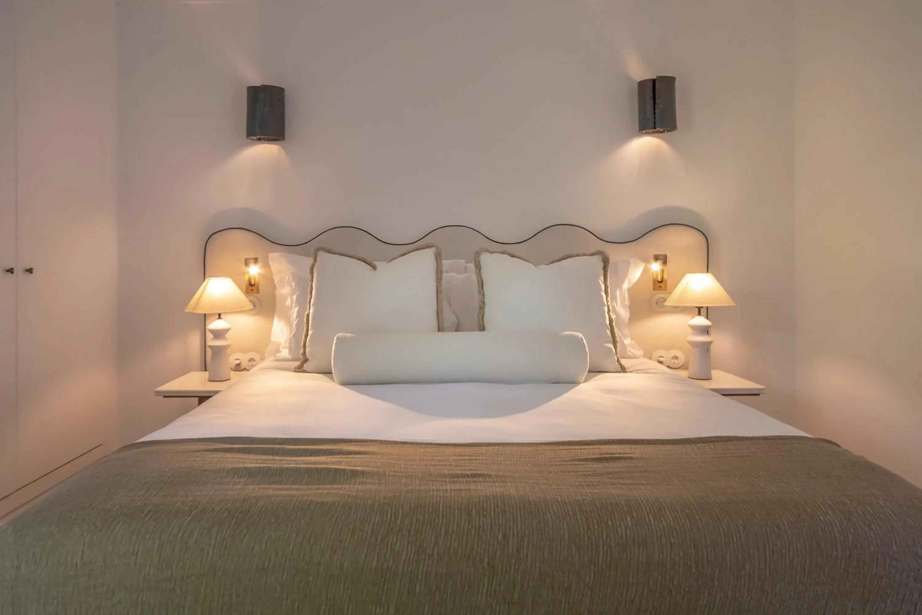 Bedroom in Villas d'Água Beachfront Resort