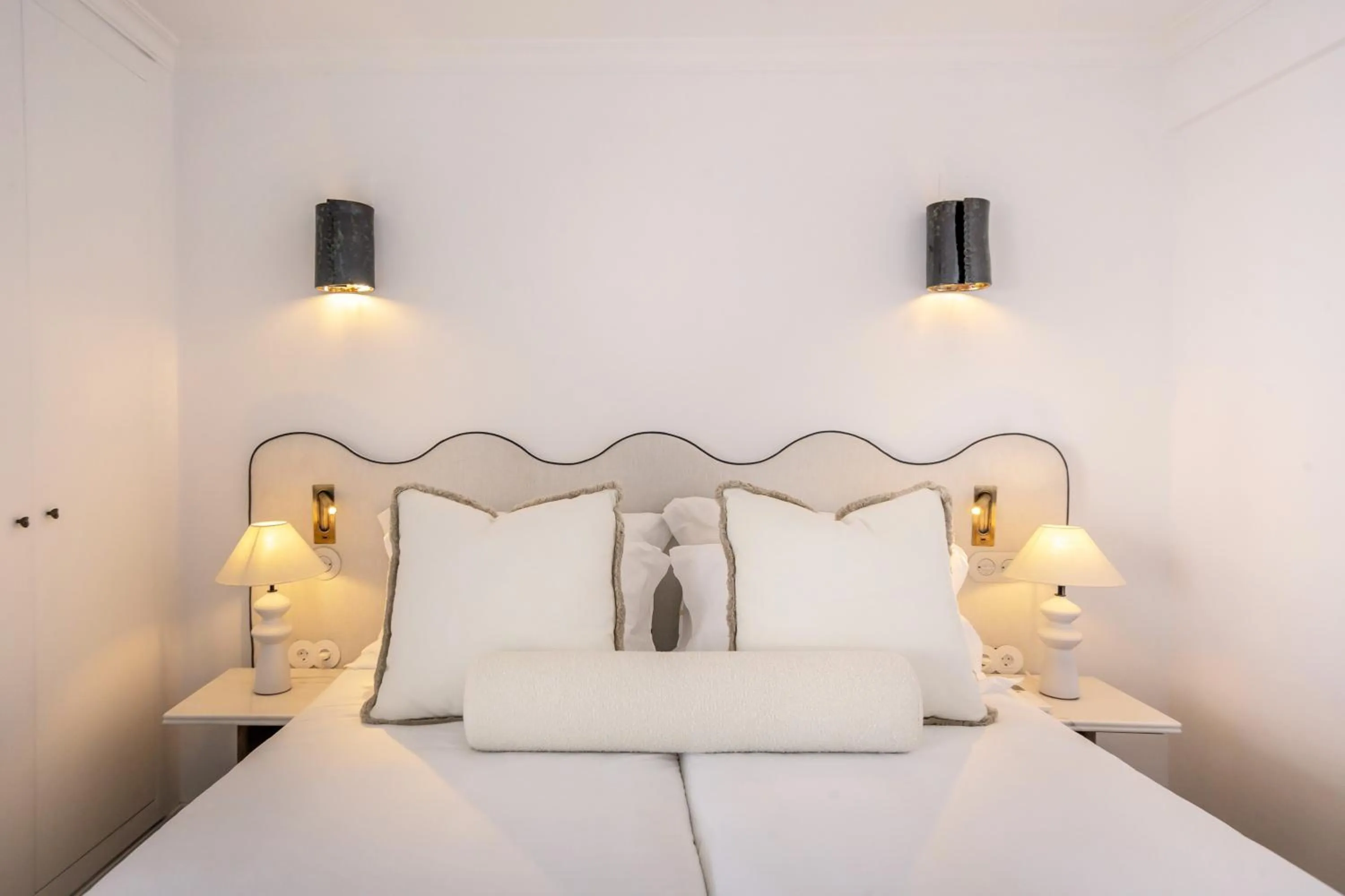 Bedroom in Villas d'Água Beachfront Resort