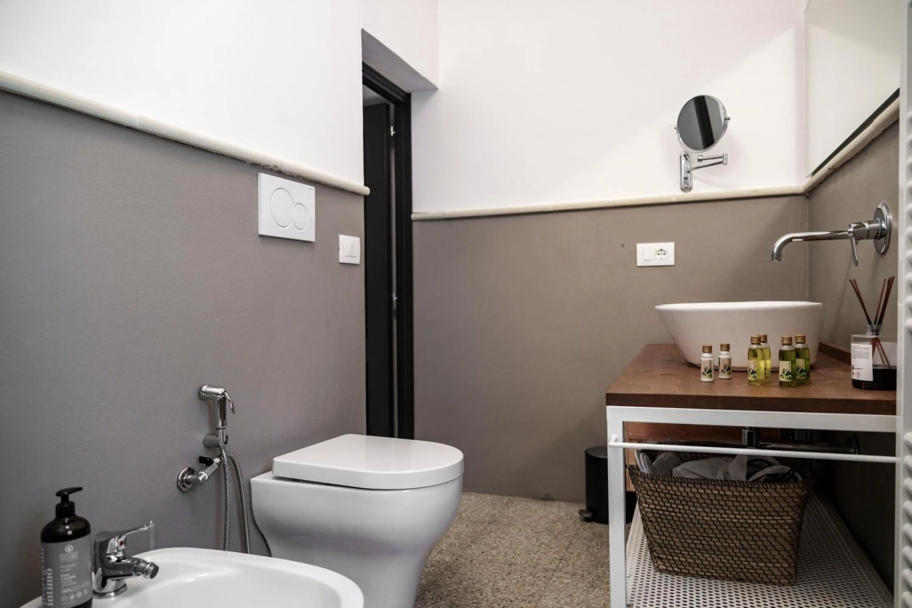 Bathroom in Villa Neviera Wine Resort & Spa by Cantine Due Palme