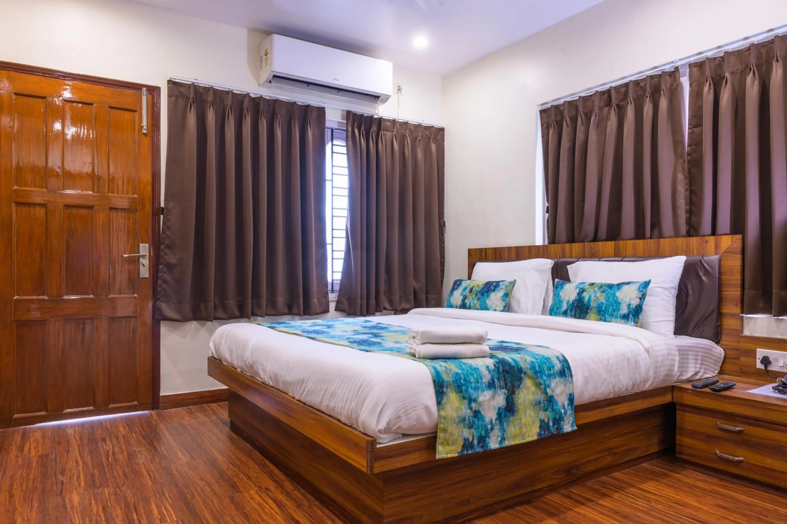 Bed in Hotel Kolkata