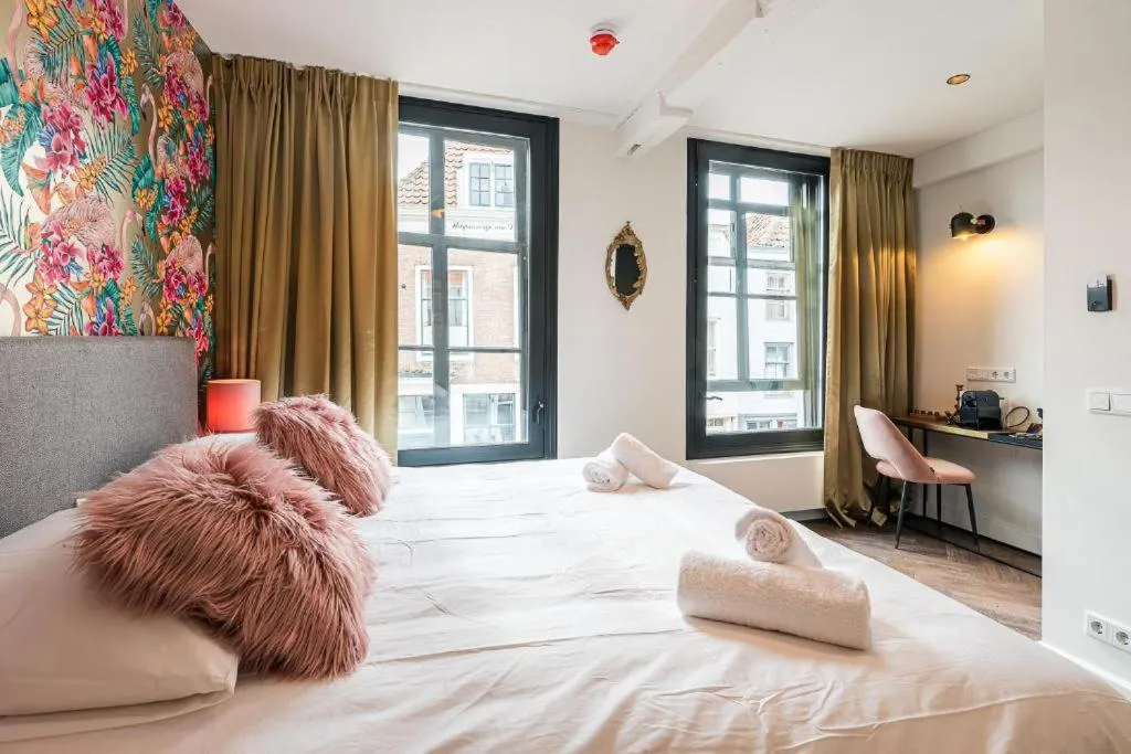 Large Double Room in De Bij Middelburg