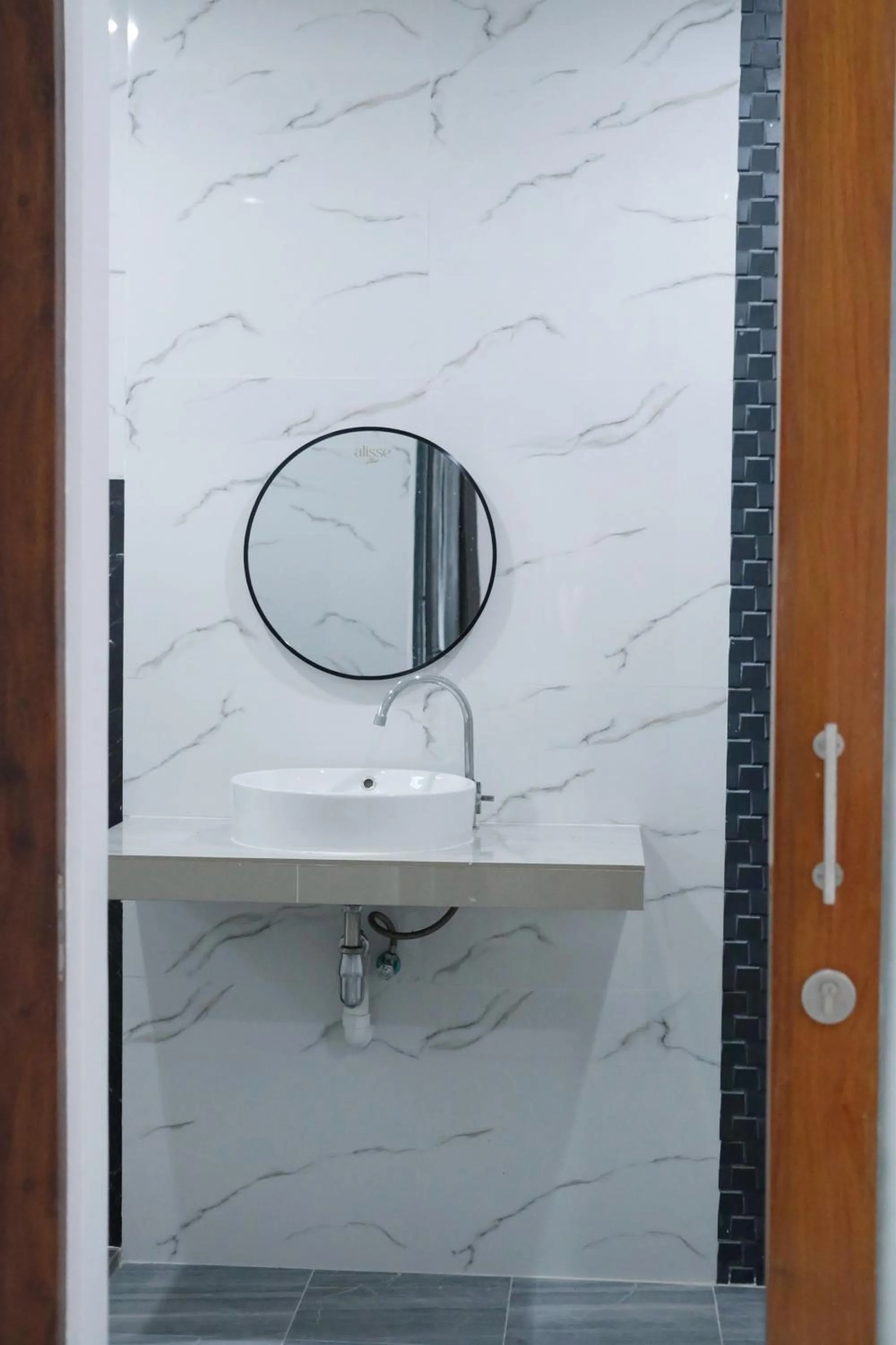 Bathroom in Alisse Stay Phuket Layan