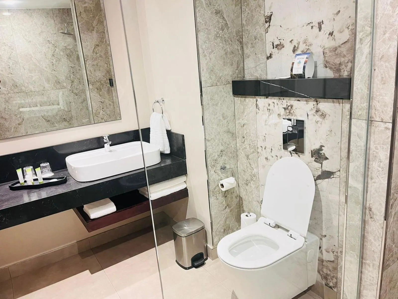 Standard Twin Room in Premier Hotel Thohoyandou