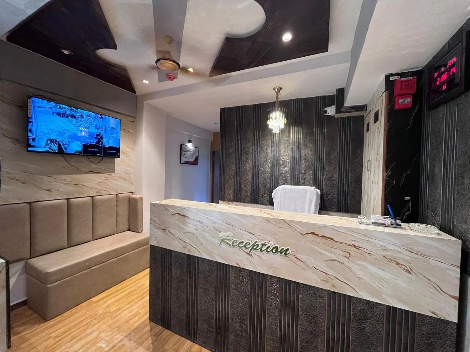Property building in Hotel Privilon