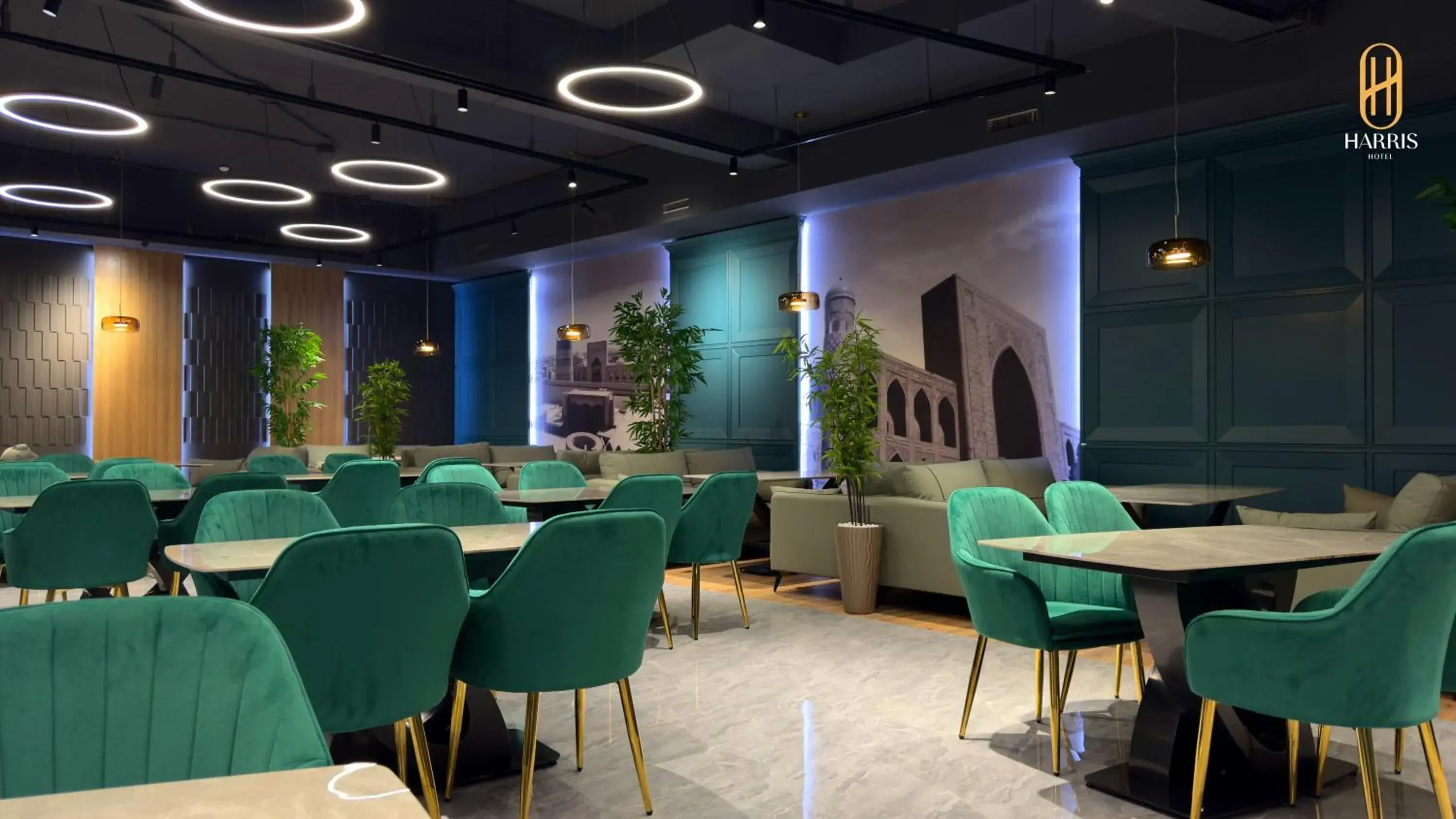 Restaurant/places to eat in Harris Hotel Spa&Fitness Restaurant/places to eat in Harris Hotel Spa&Fitness