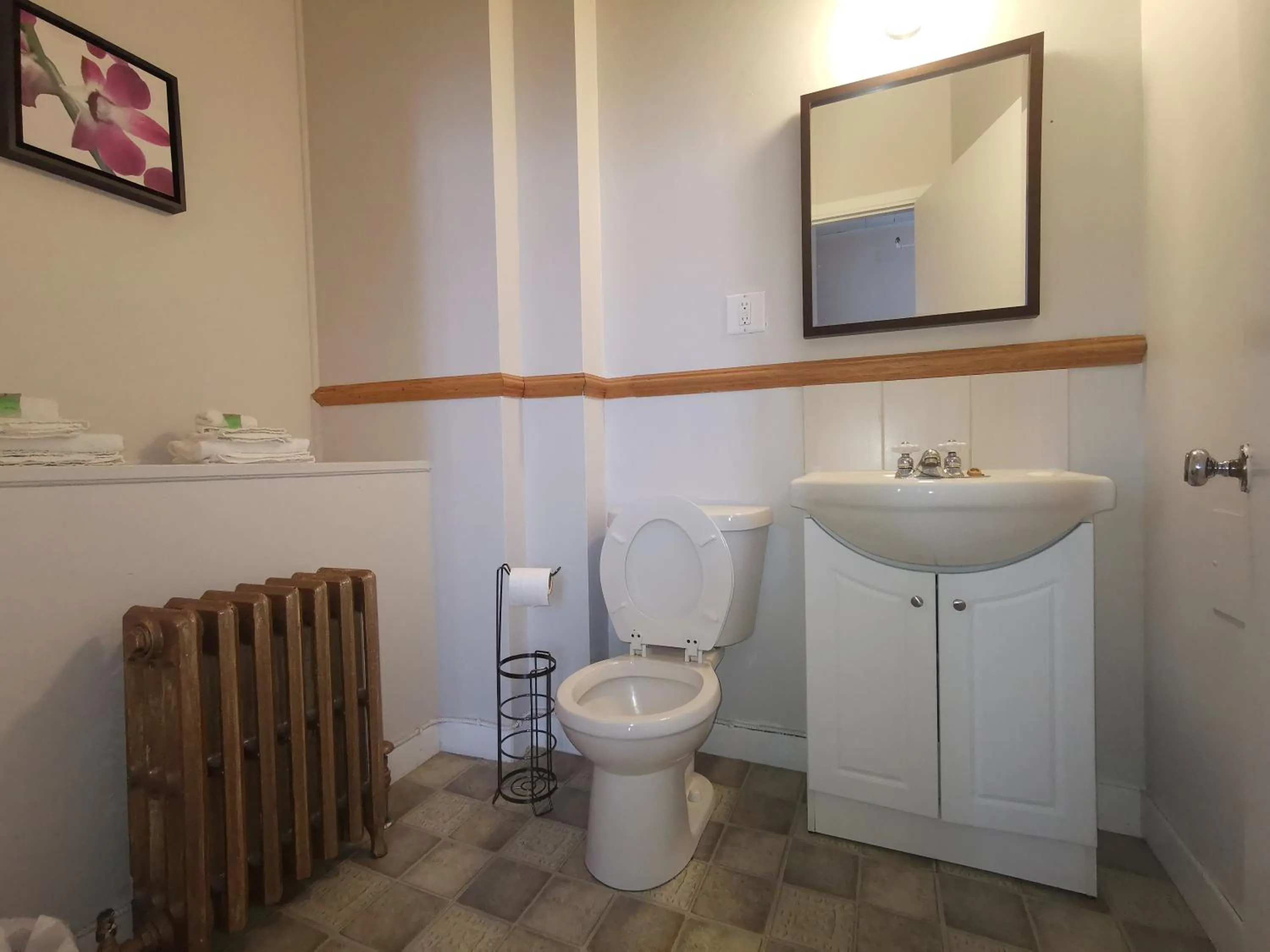 Bathroom in Auberge du Couvent