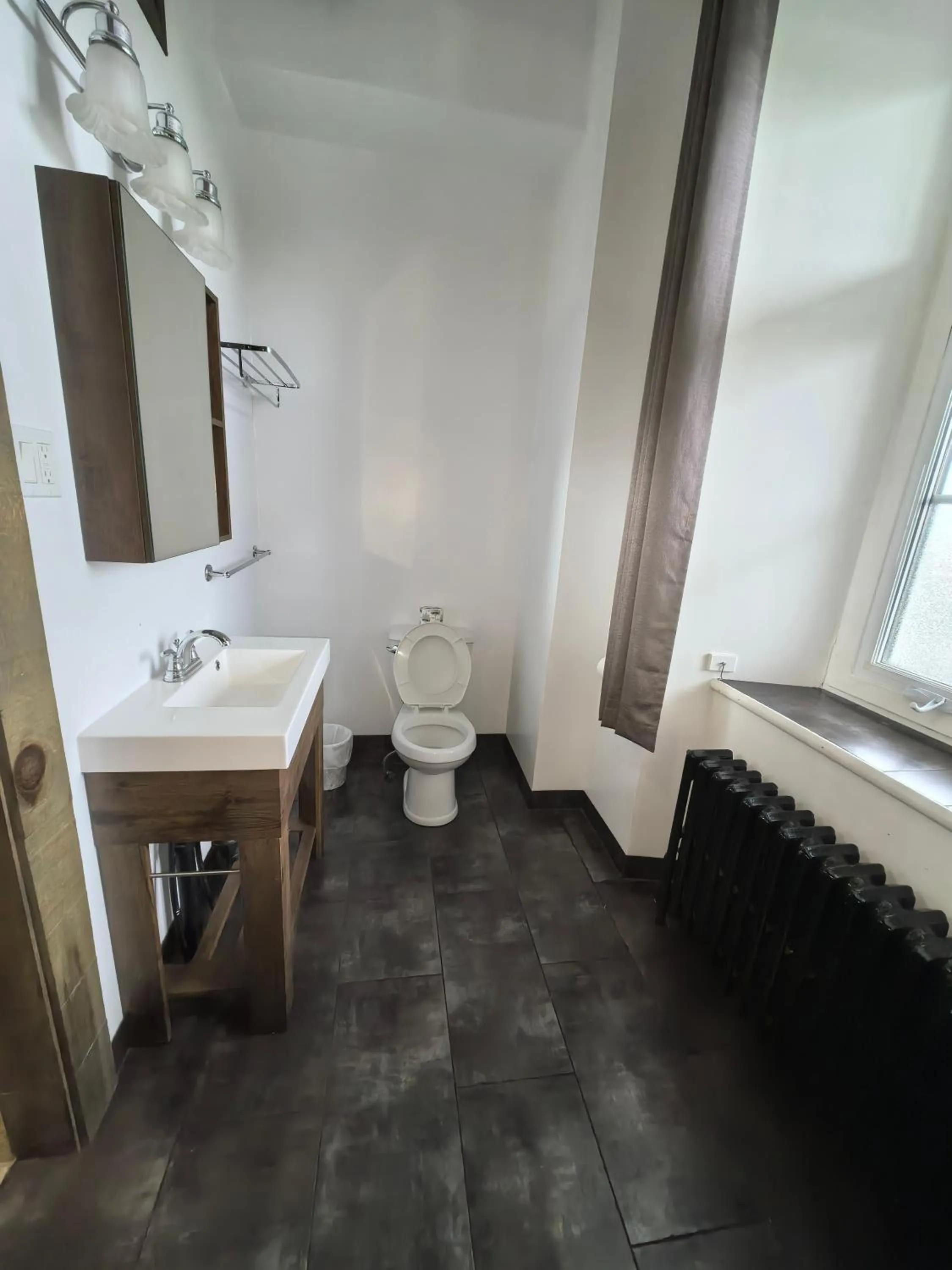 Bathroom in Auberge du Couvent