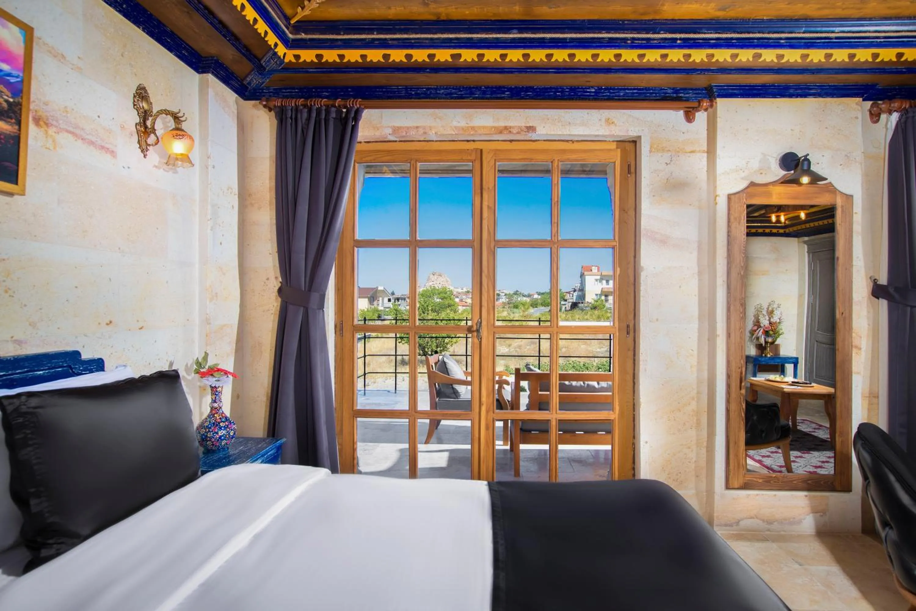 Patio, Bed in Moonstone in Cappadocia