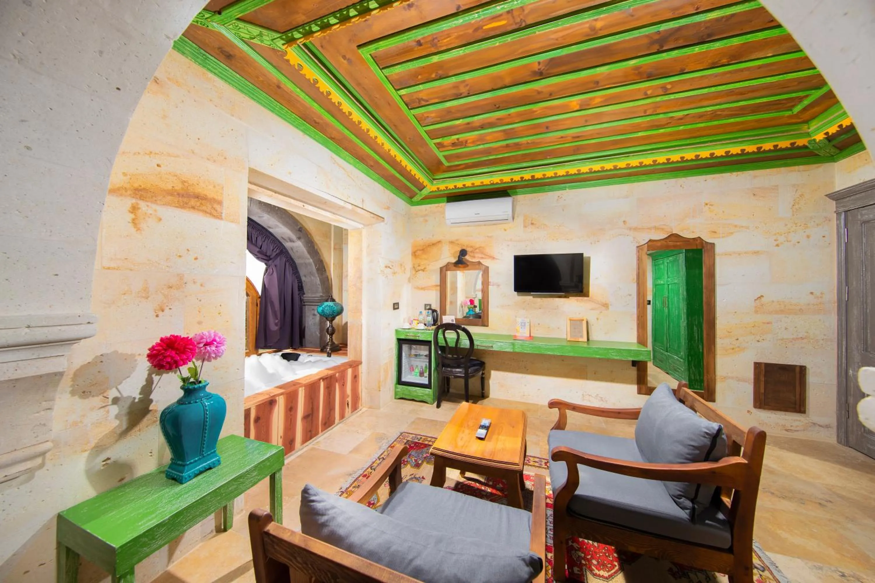 TV and multimedia in Moonstone in Cappadocia