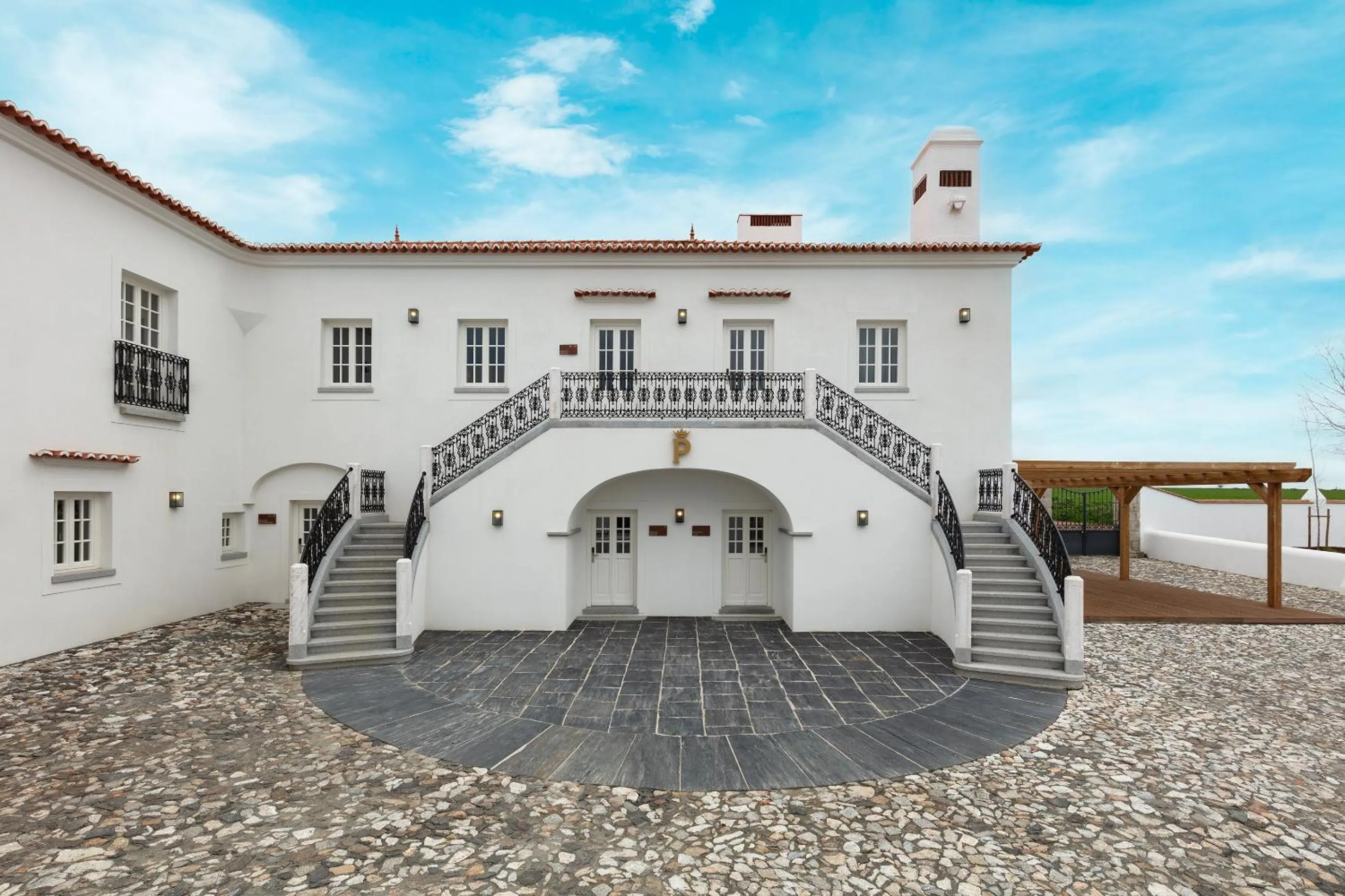 Property building in Quinta do Paral