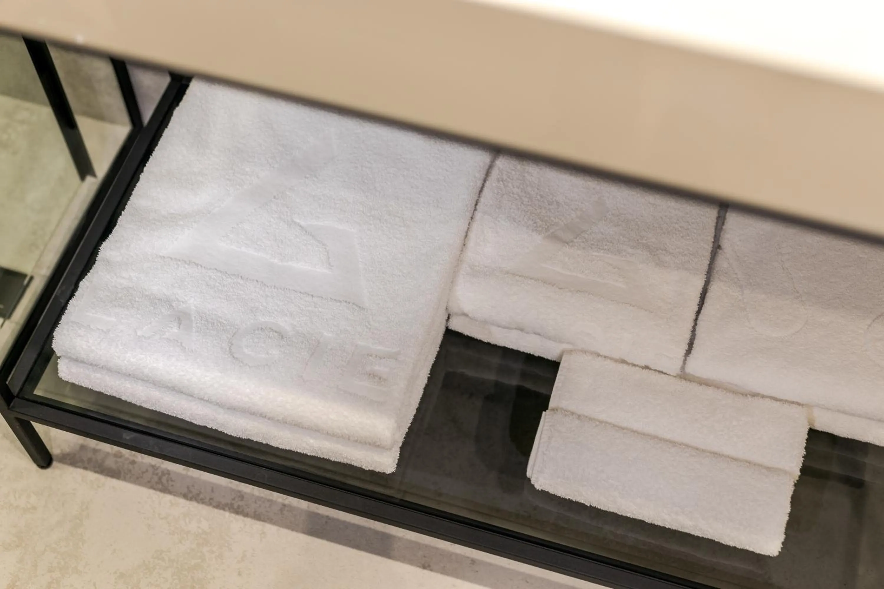 towels in Glacier Premium Apartments
