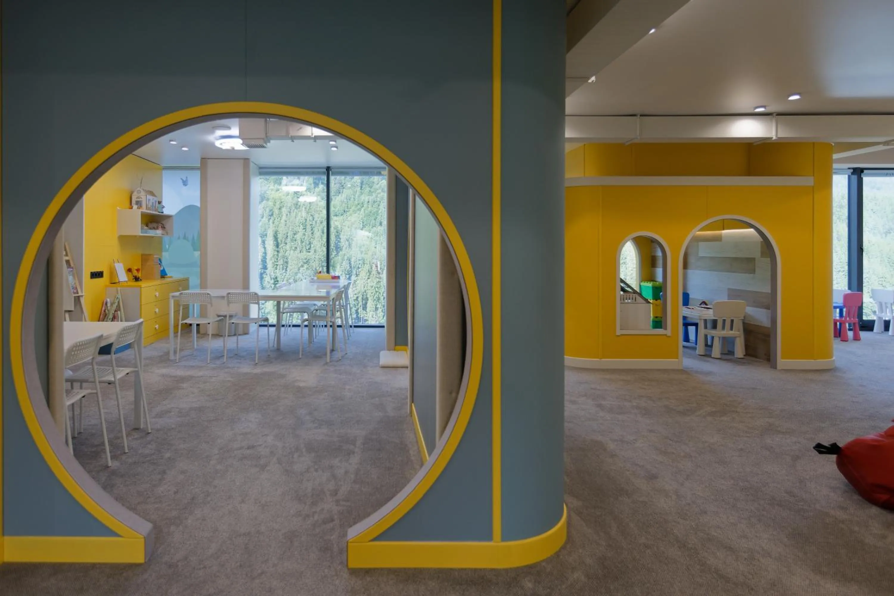 Kids's club in Glacier Premium Apartments