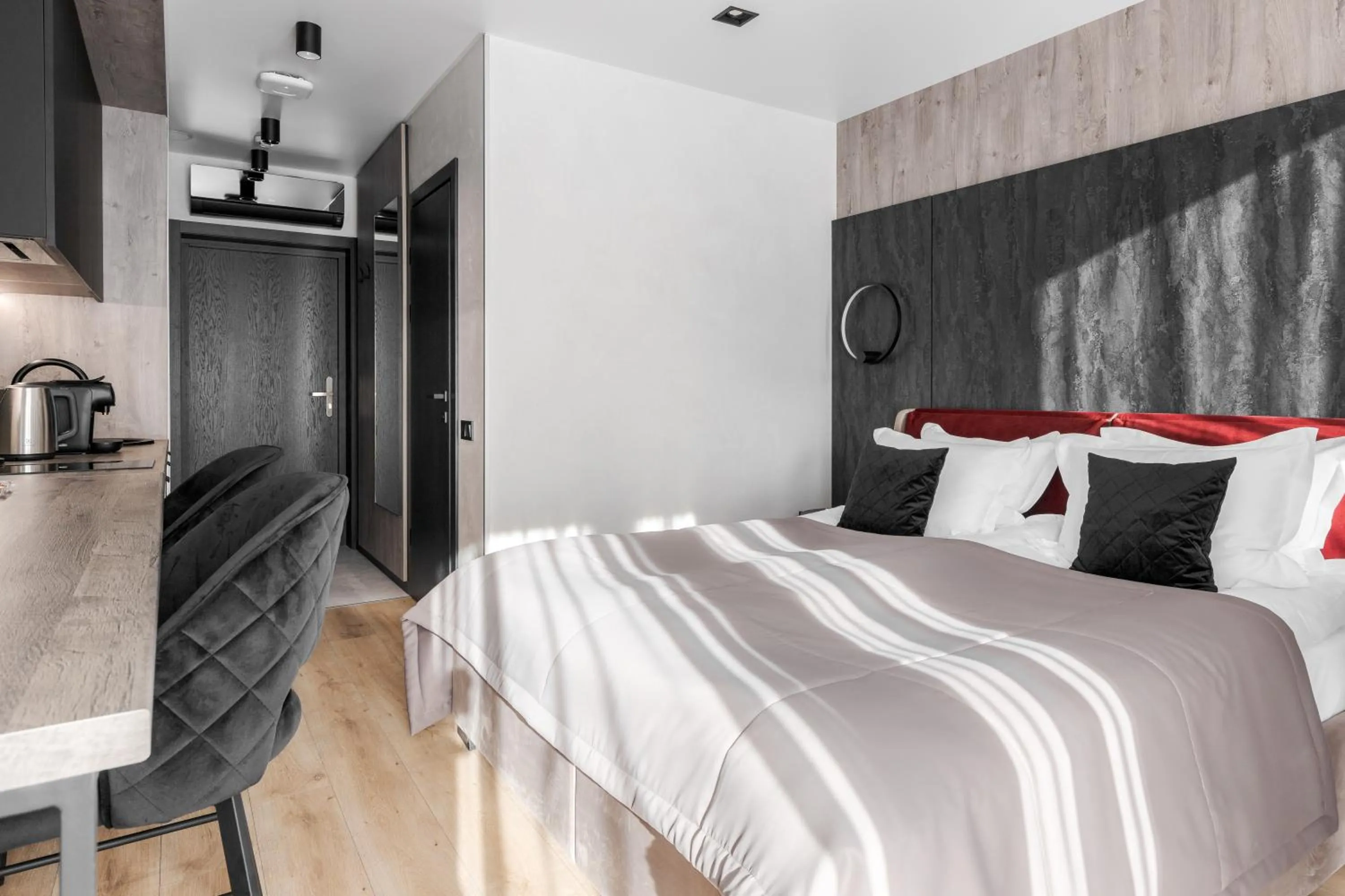 Bed in Glacier Premium Apartments