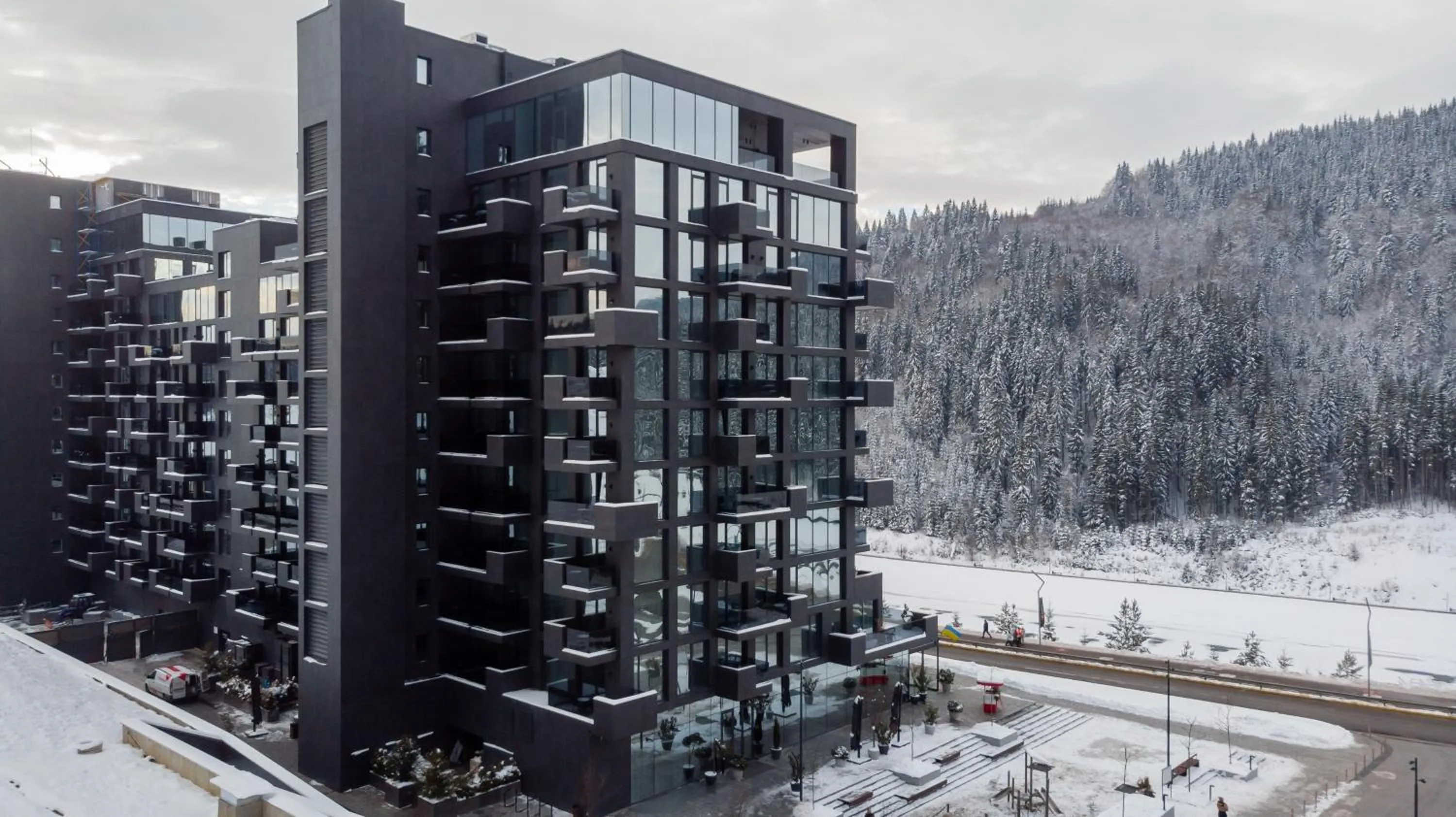 Property building in Glacier Premium Apartments