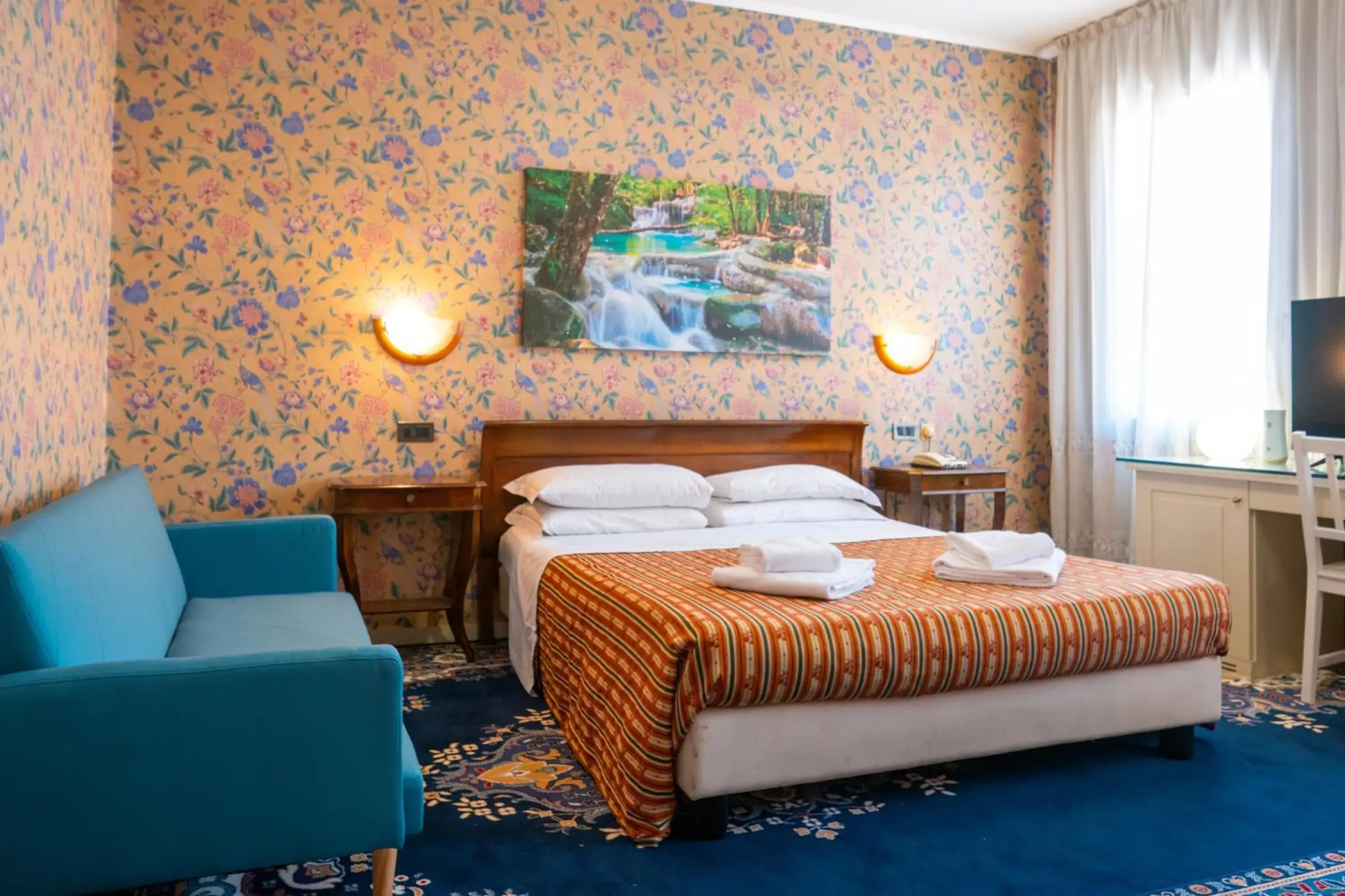 Bedroom, Bed in Hotel alla giustizia Bedroom, Bed in Hotel alla giustizia