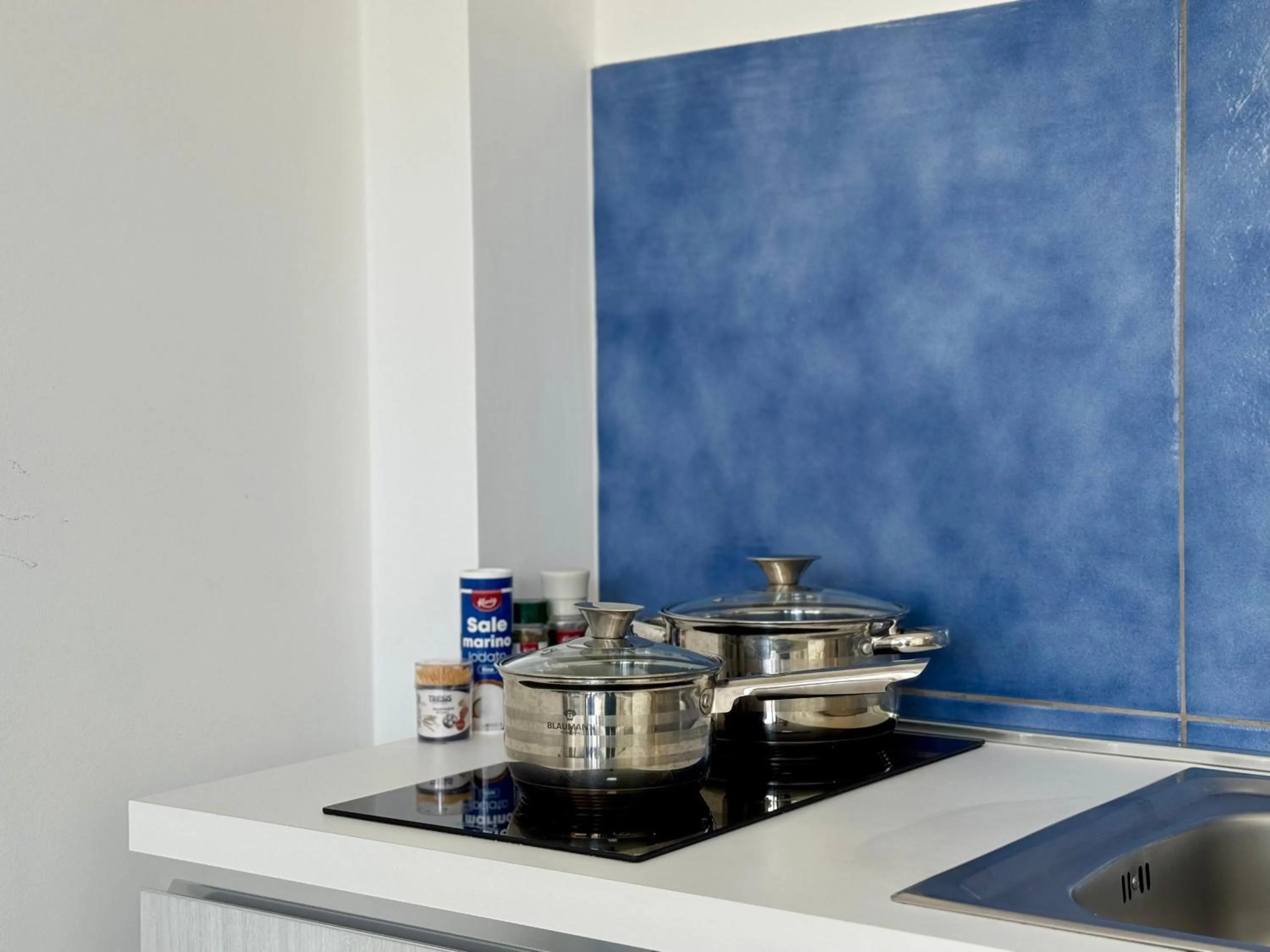 kitchen in Aurora View Resort