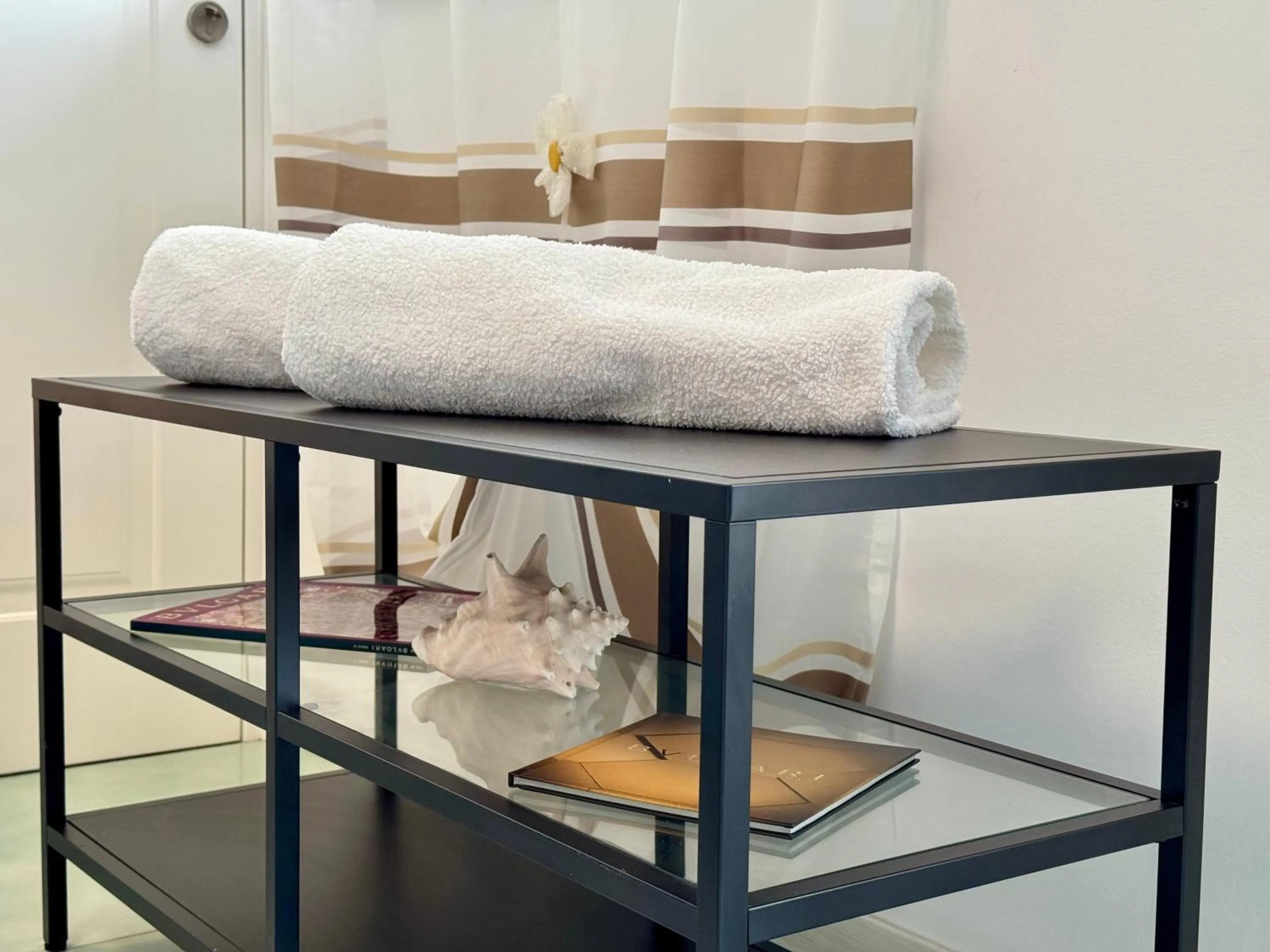 Bedroom, Bed in Aurora View Resort