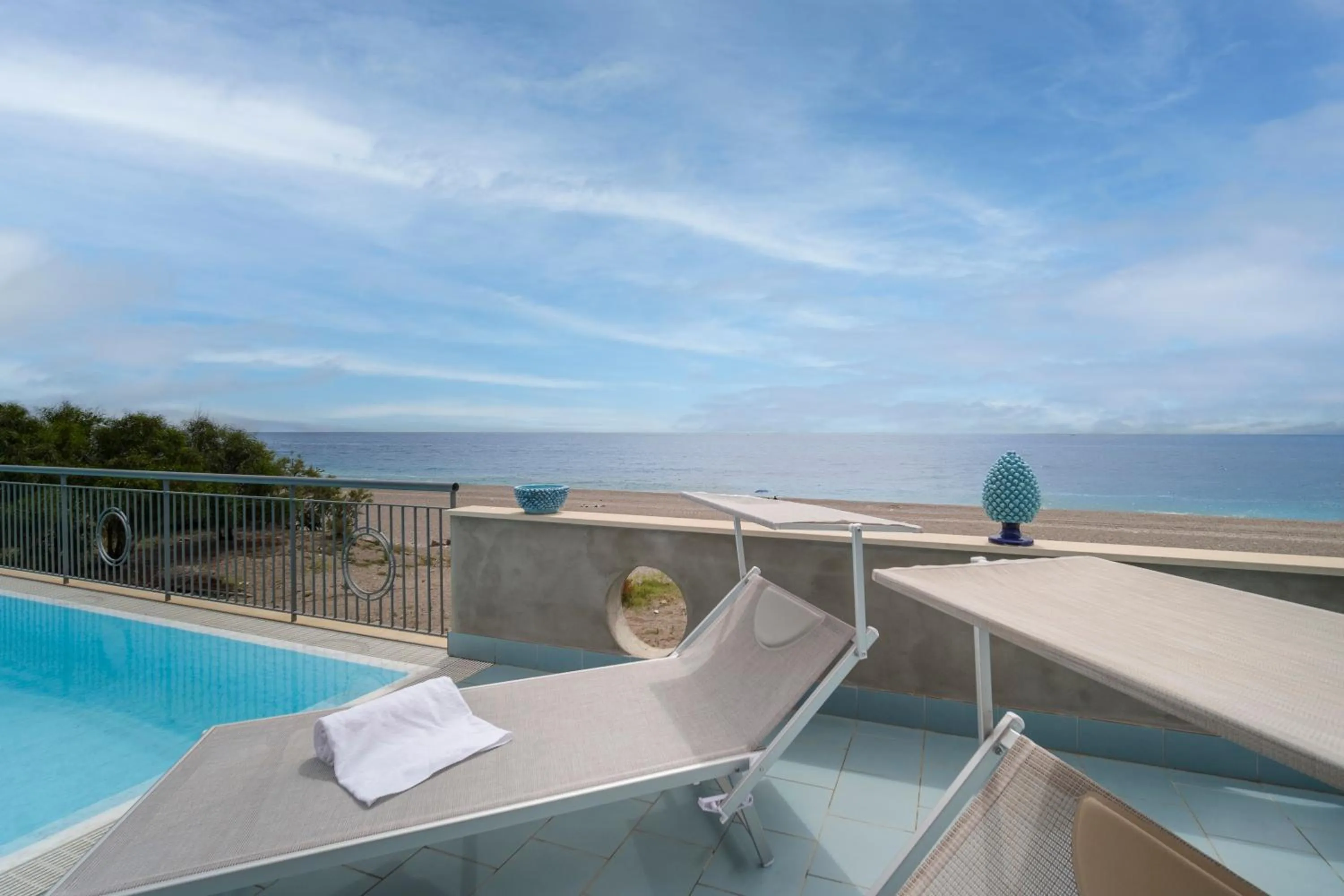 Pool view in Aurora View Resort