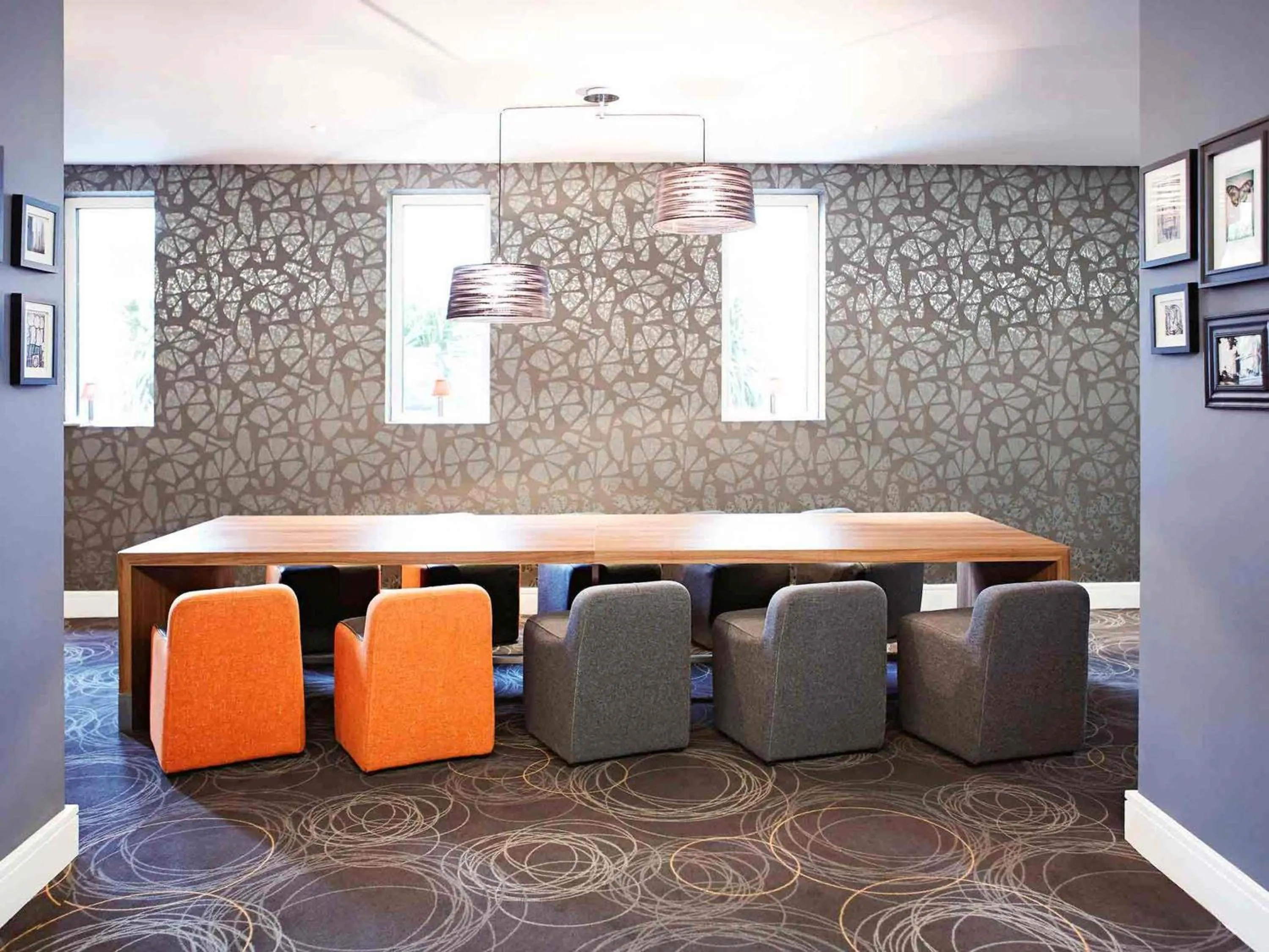 Lounge or bar in Novotel London Waterloo