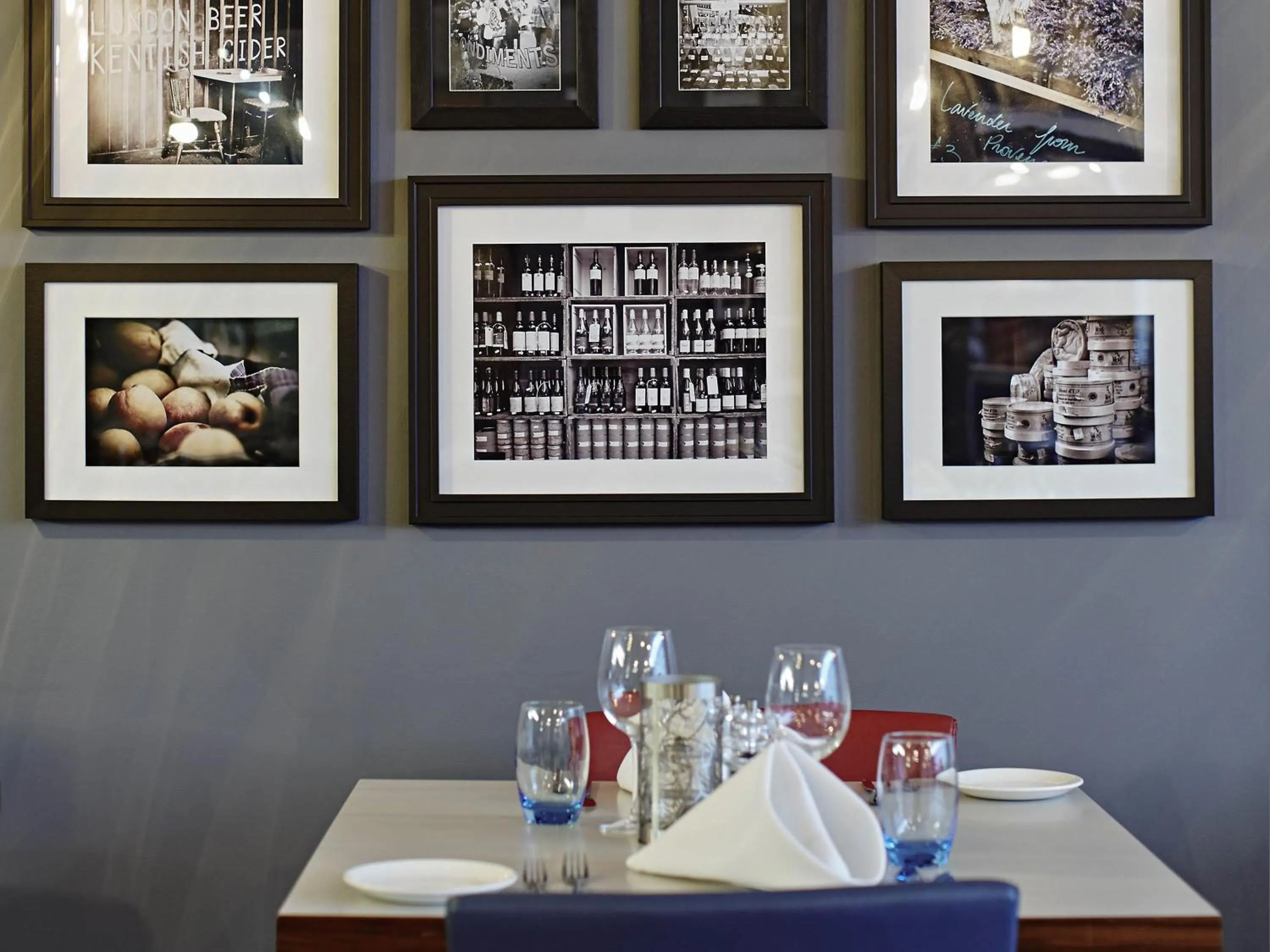 Restaurant/places to eat in Novotel London Waterloo