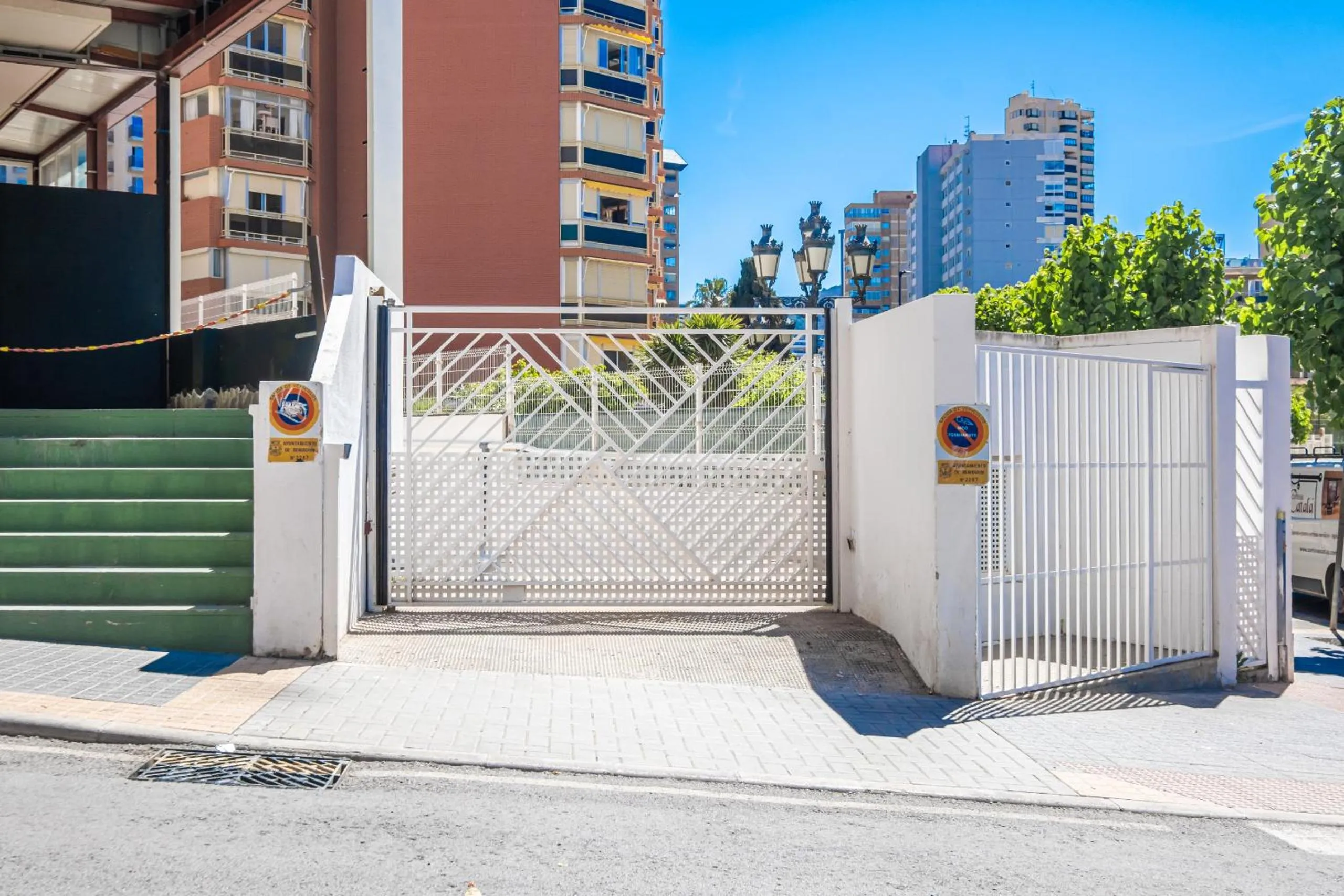 Property building in Apartamentos Les Dunes Centro Levante Beach