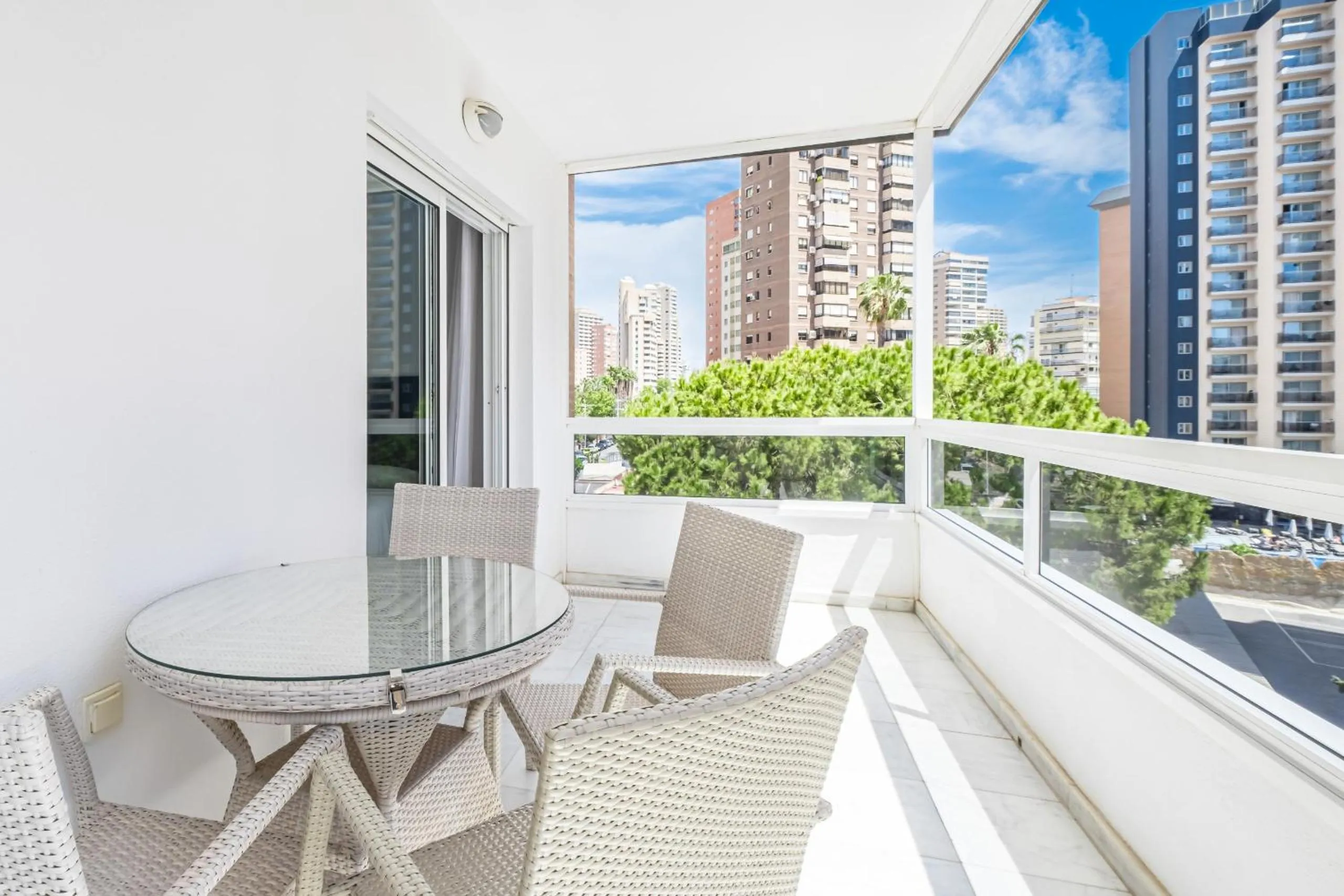 Day in Apartamentos Les Dunes Centro Levante Beach